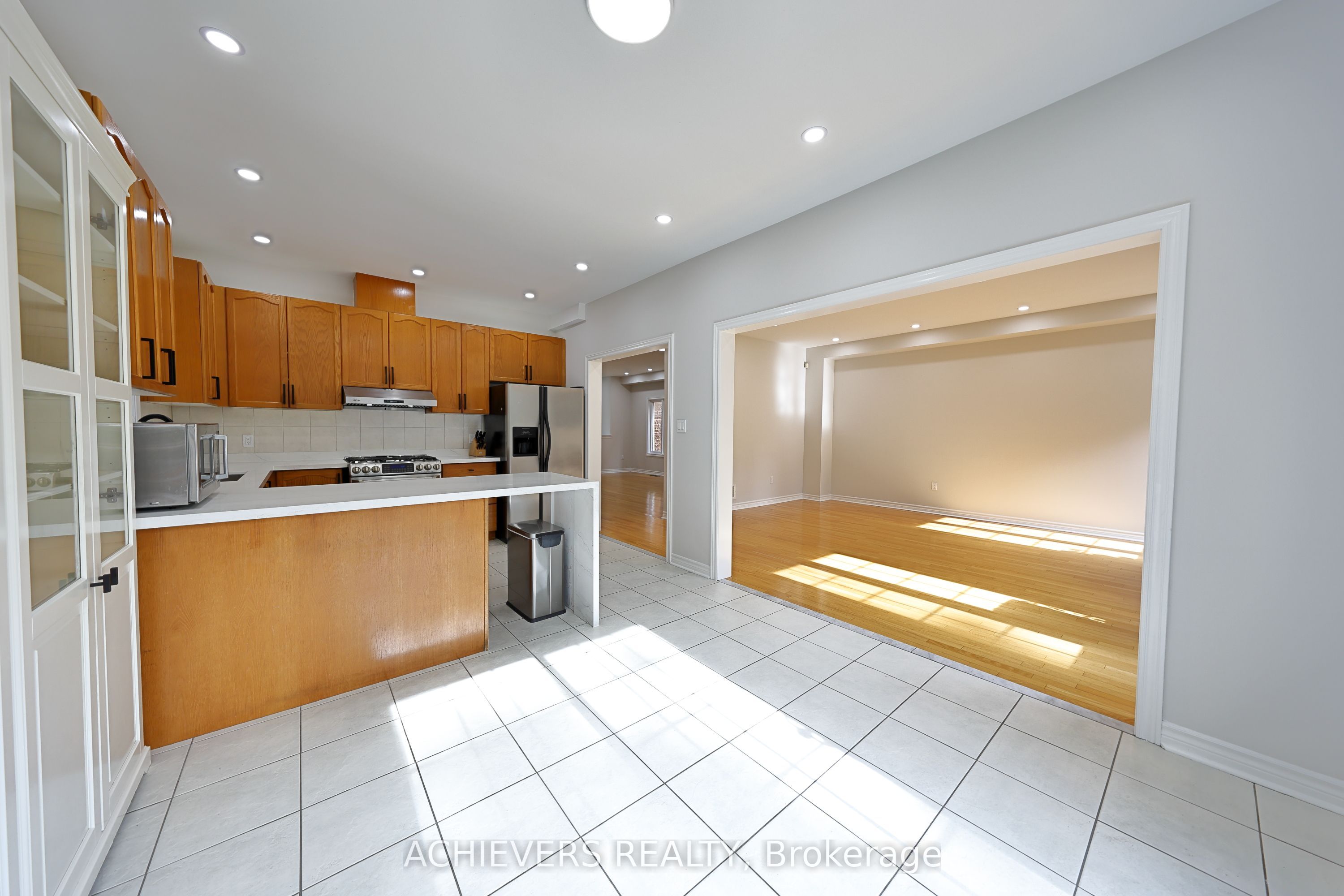 62 Sir Jacobs Crescent Property Photo 11