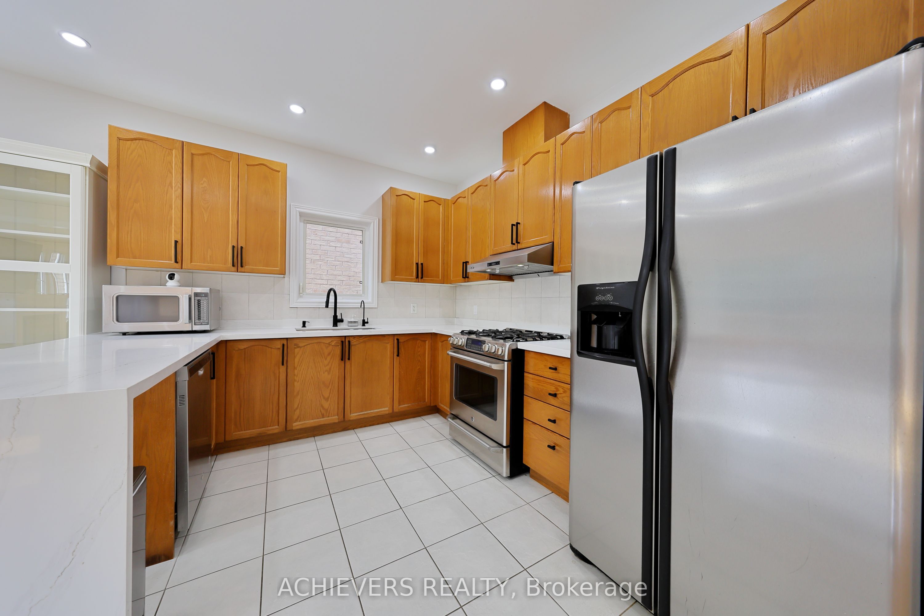 62 Sir Jacobs Crescent Property Photo 13