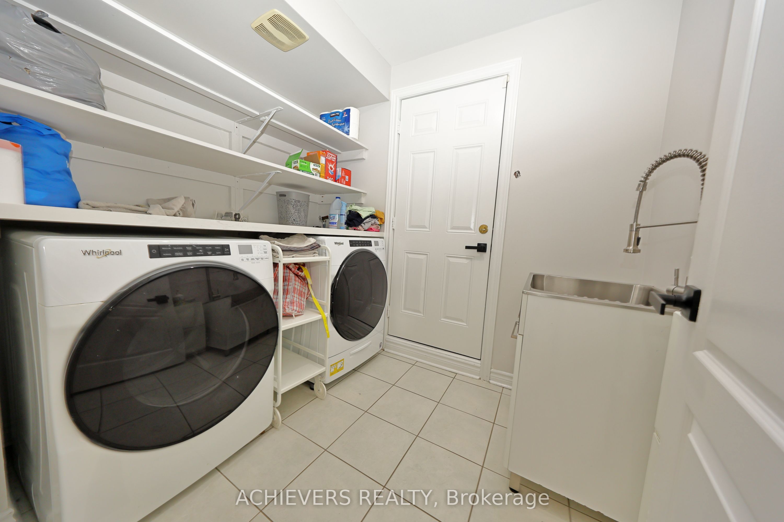 62 Sir Jacobs Crescent Property Photo 16