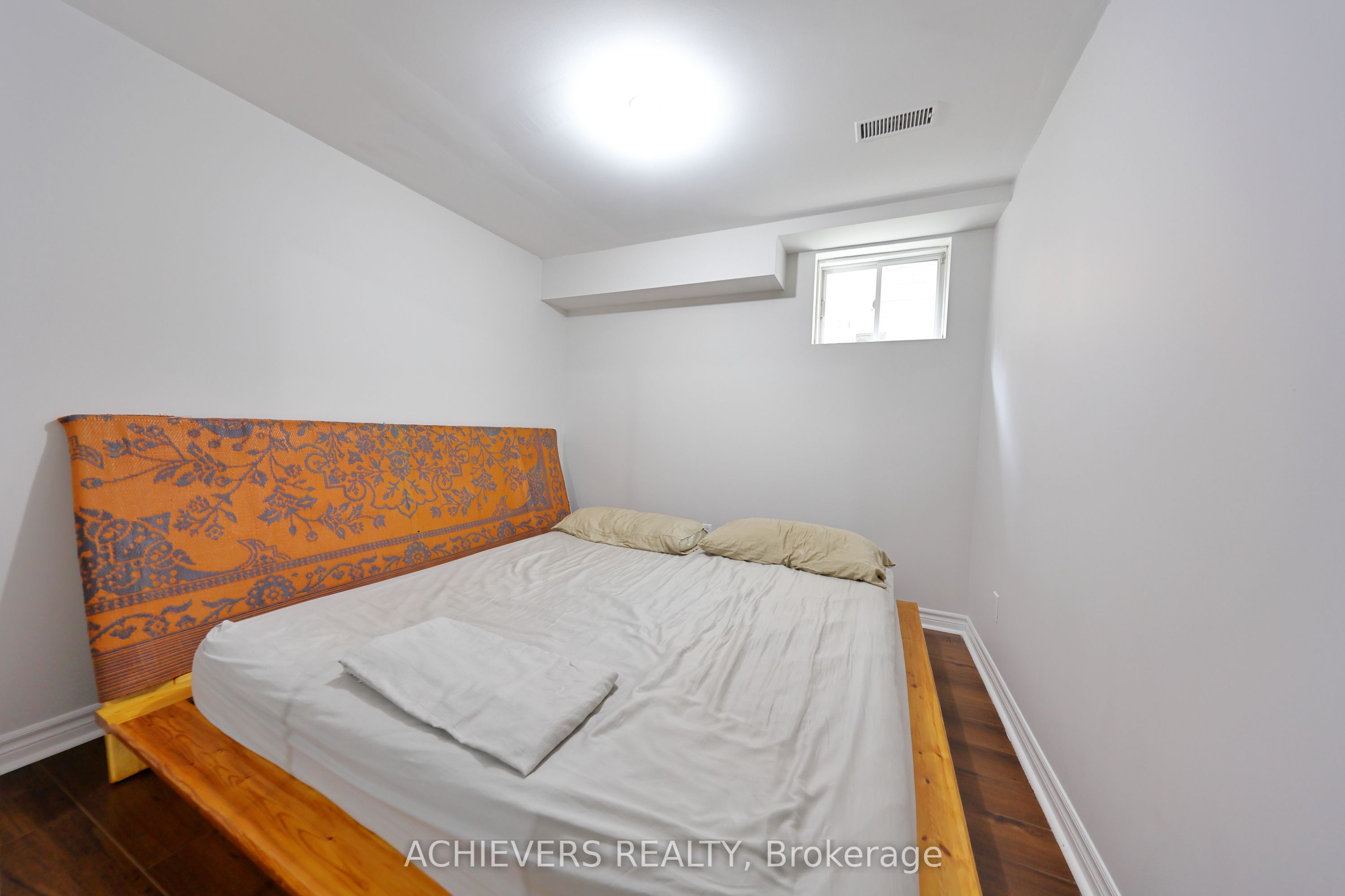 62 Sir Jacobs Crescent Property Photo 19