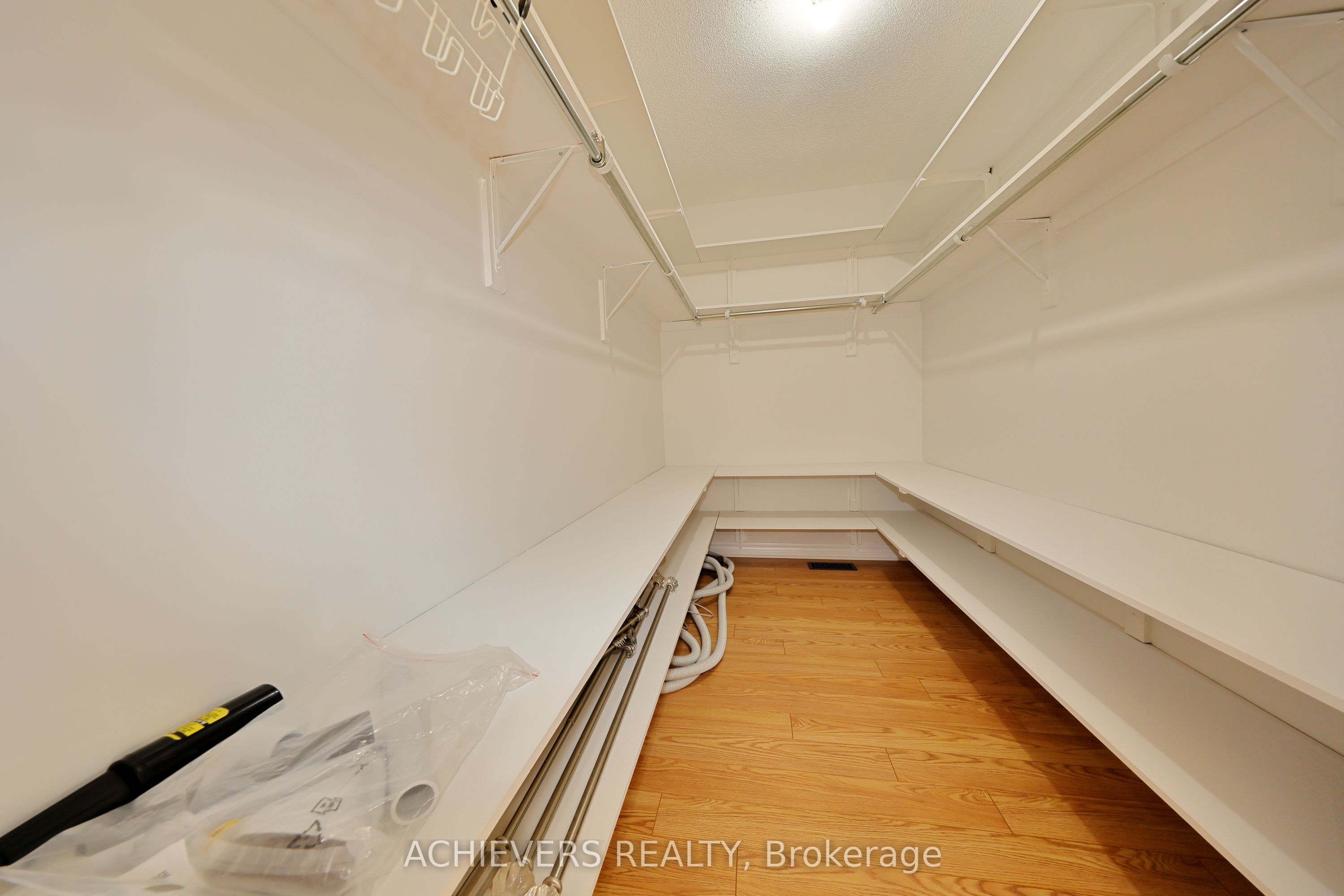62 Sir Jacobs Crescent Property Photo 33