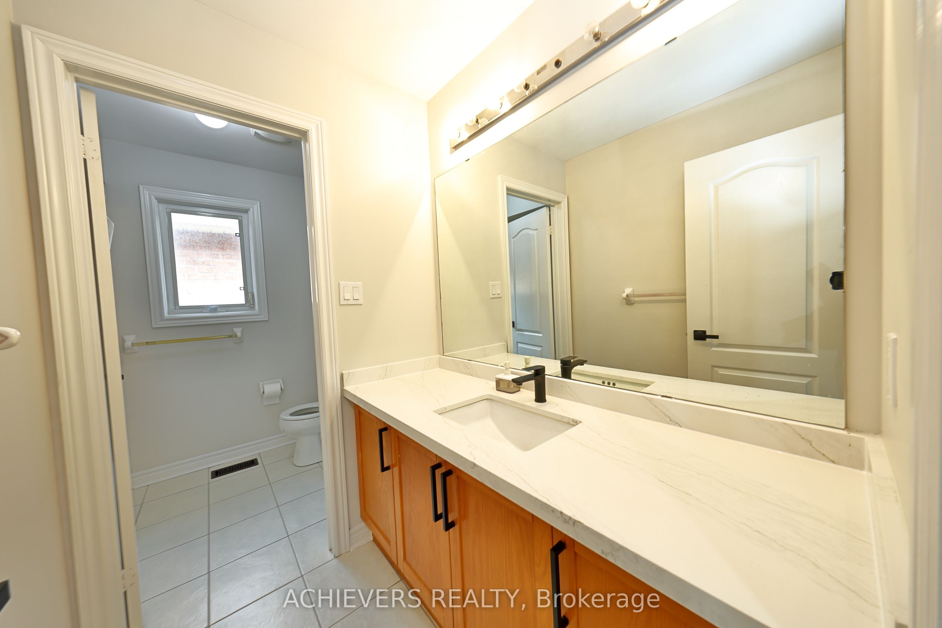 62 Sir Jacobs Crescent Property Photo 39