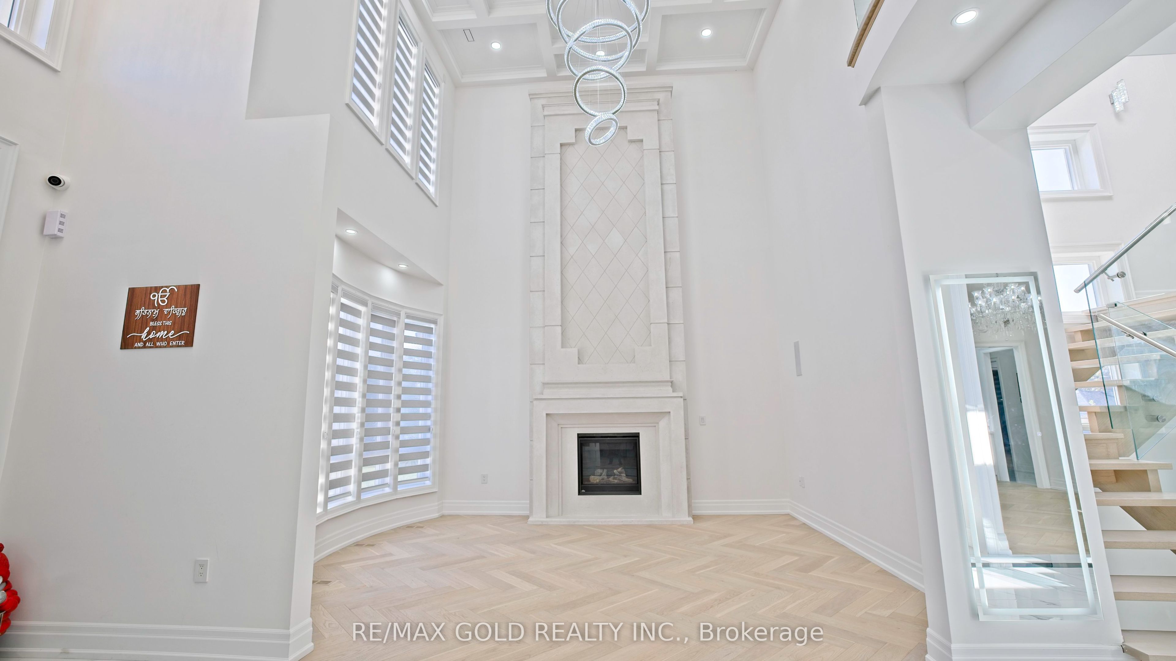 2874 Charleston Side Road Property Photo 6