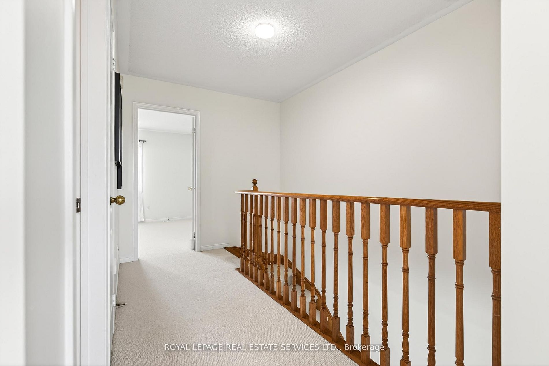2307 Stone Glen Crescent Property Photo 18