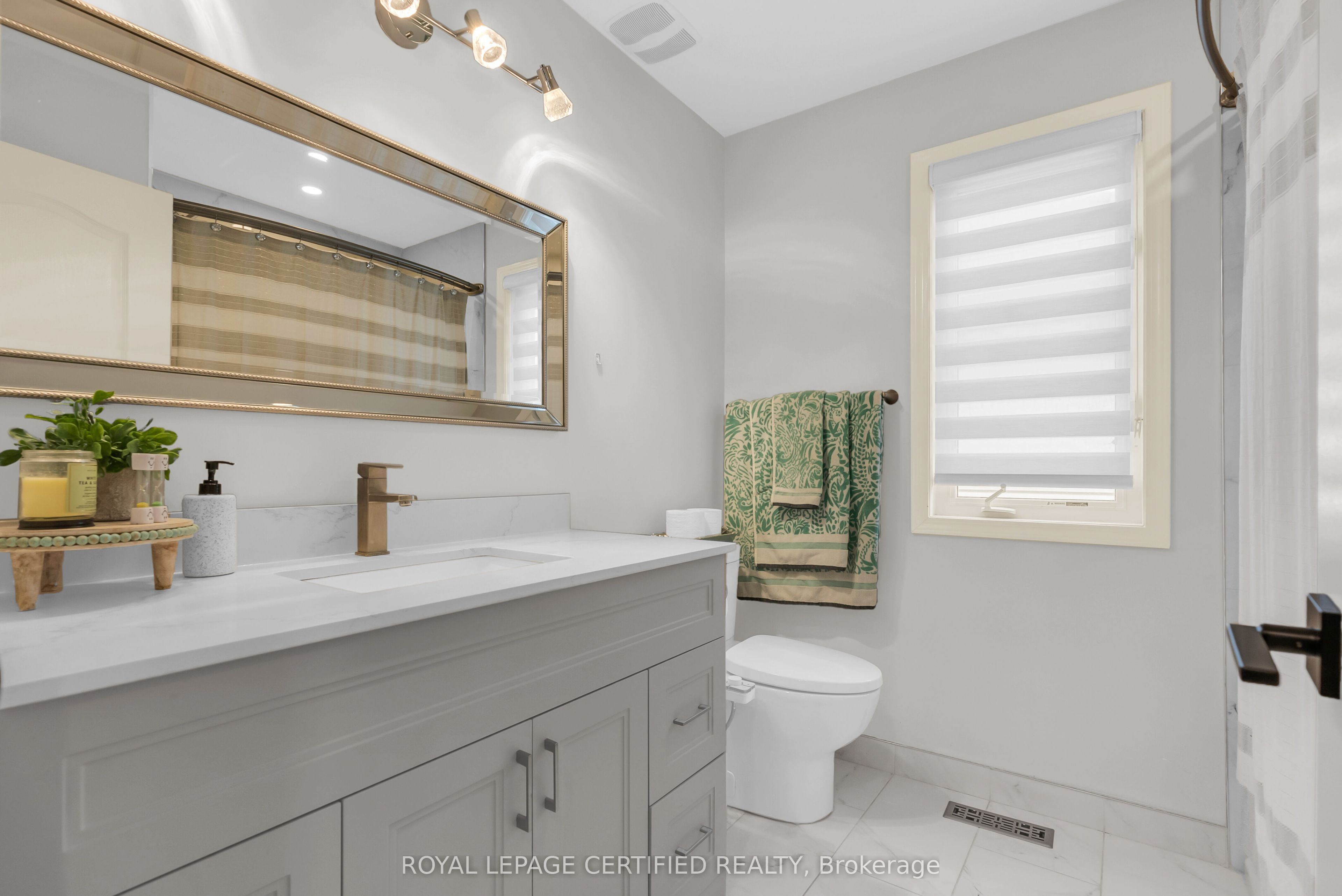 921 Hepburn Road Property Photo 37