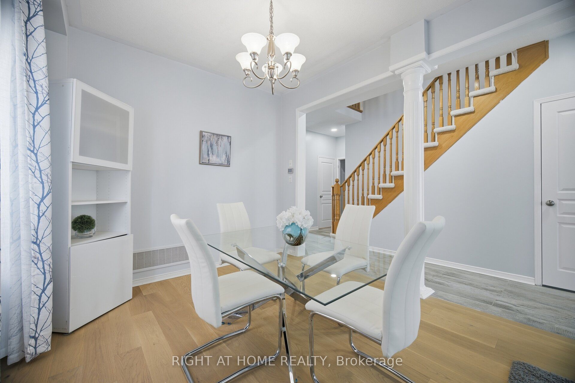 2249 Crestmont Drive Property Photo 12