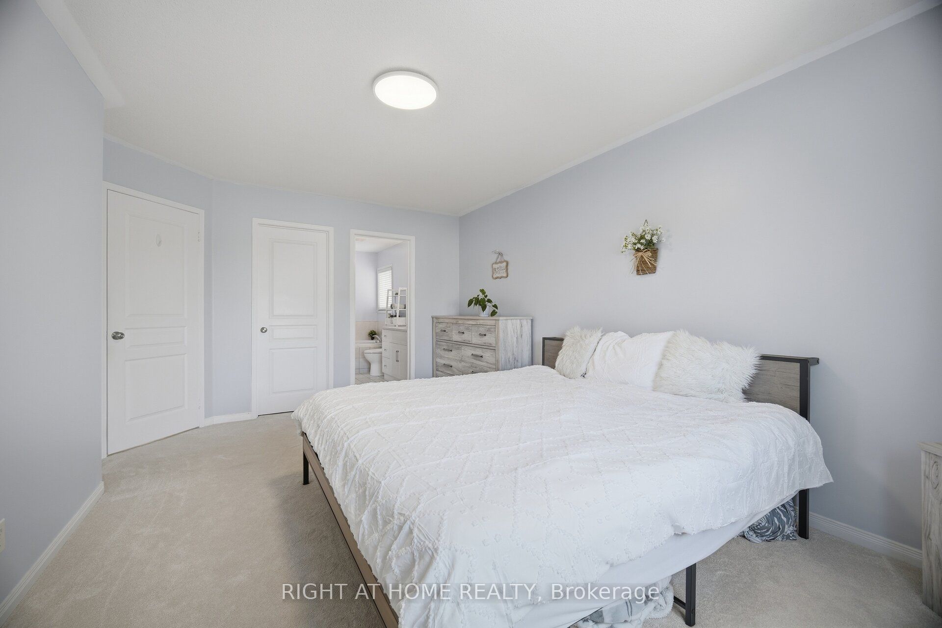 2249 Crestmont Drive Property Photo 28