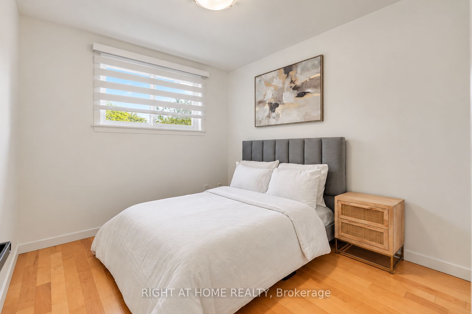 1302 Redbank Crescent Property Photo 14