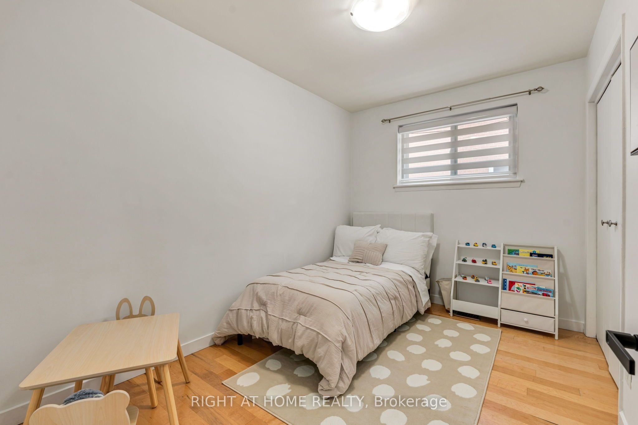 1302 Redbank Crescent Property Photo 15