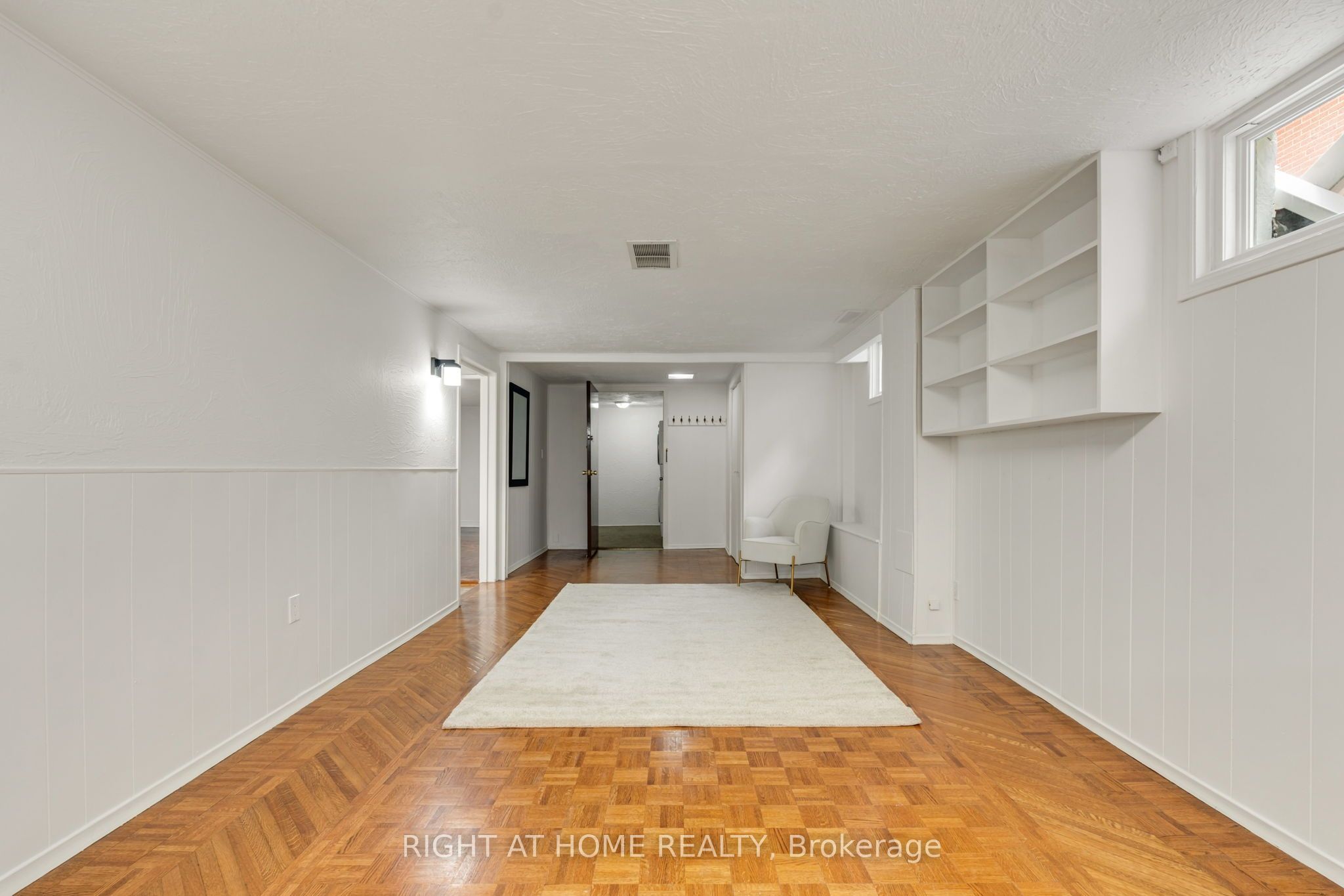 1302 Redbank Crescent Property Photo 25