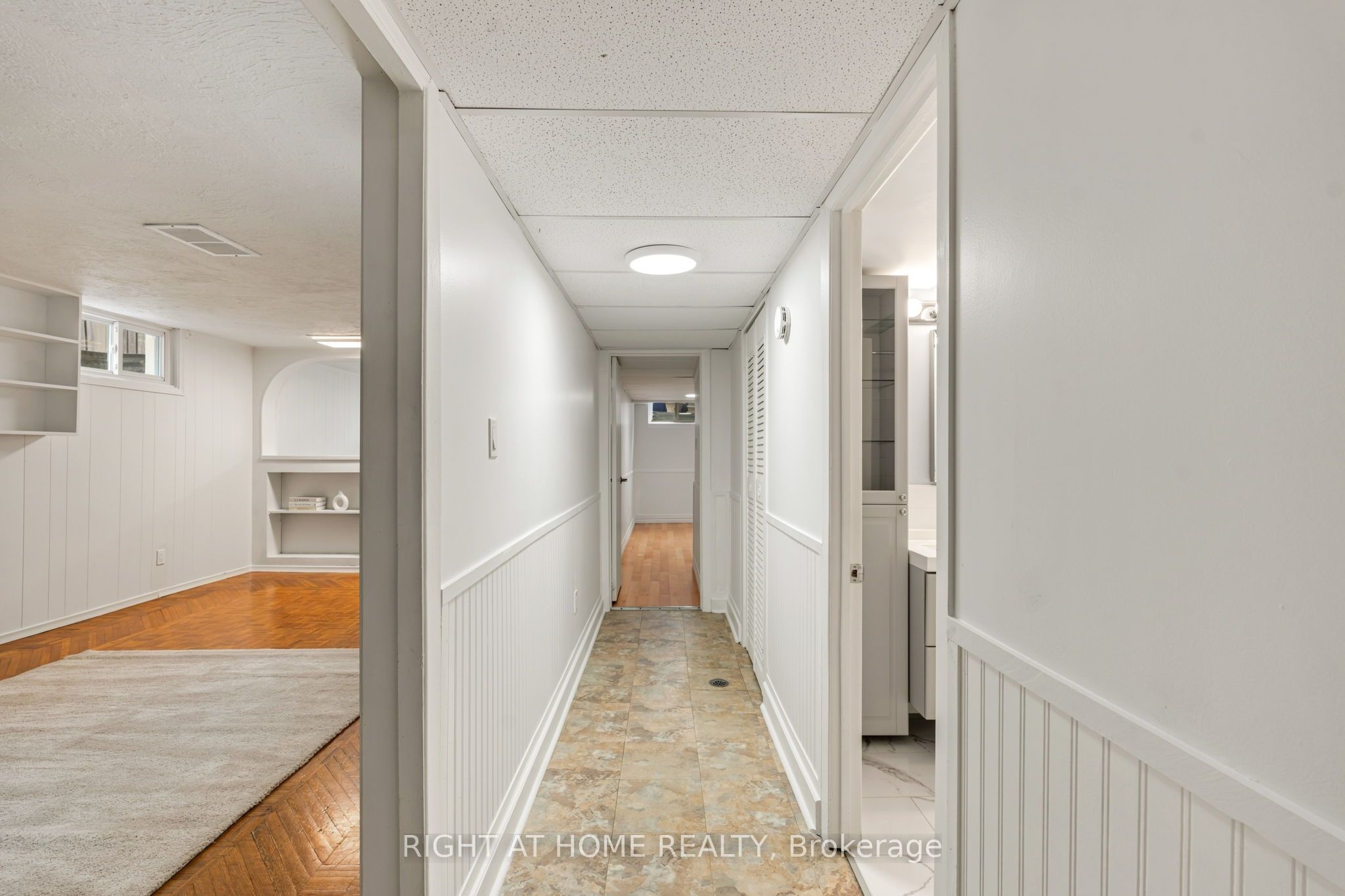 1302 Redbank Crescent Property Photo 26