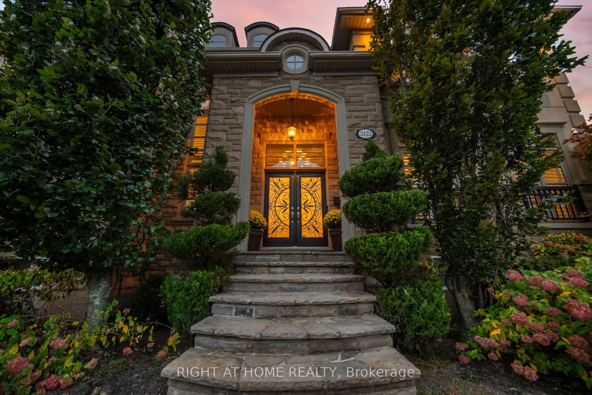 2122 Law Hill Gate Property Photo 6