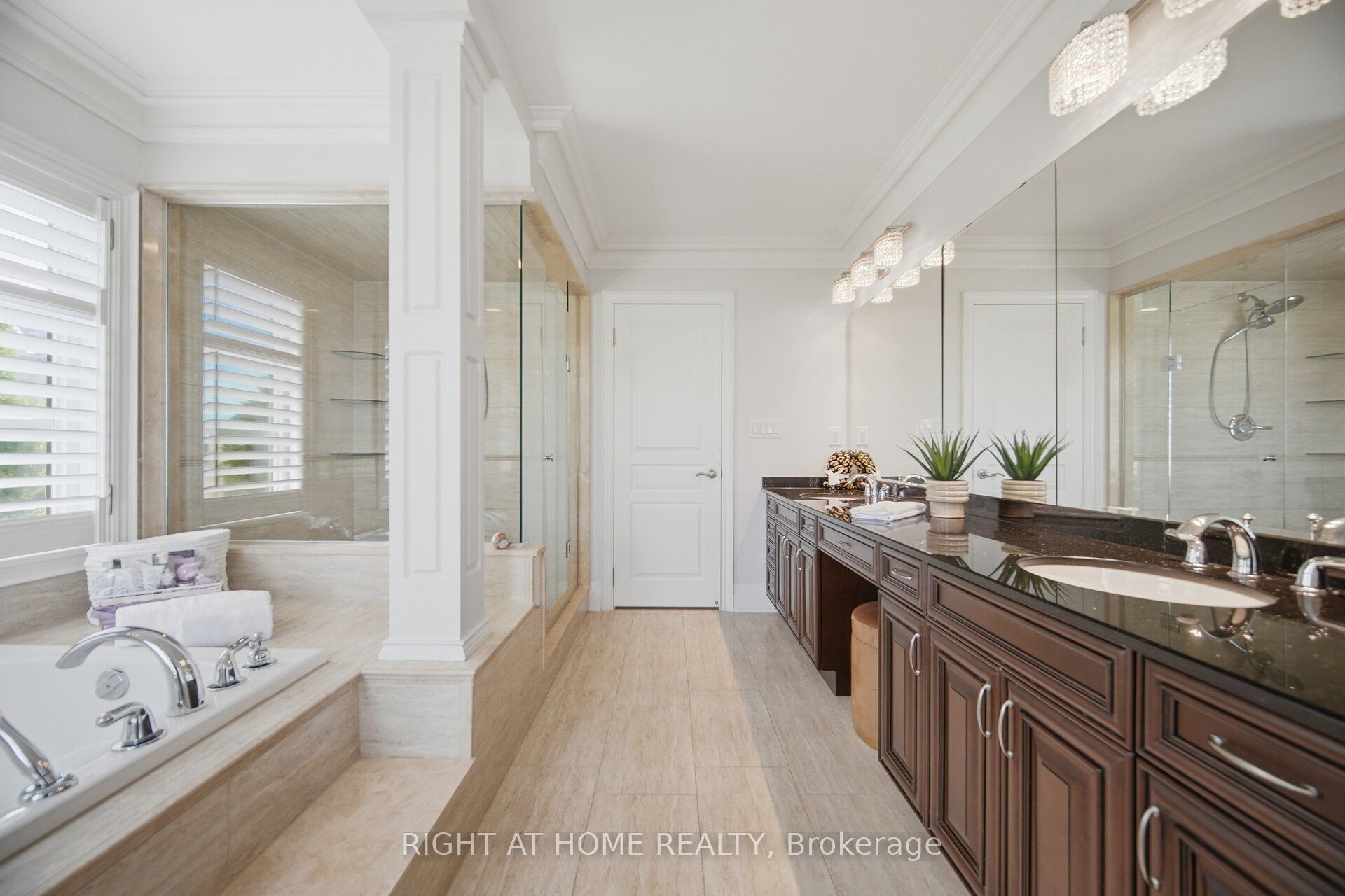 2122 Law Hill Gate Property Photo 29