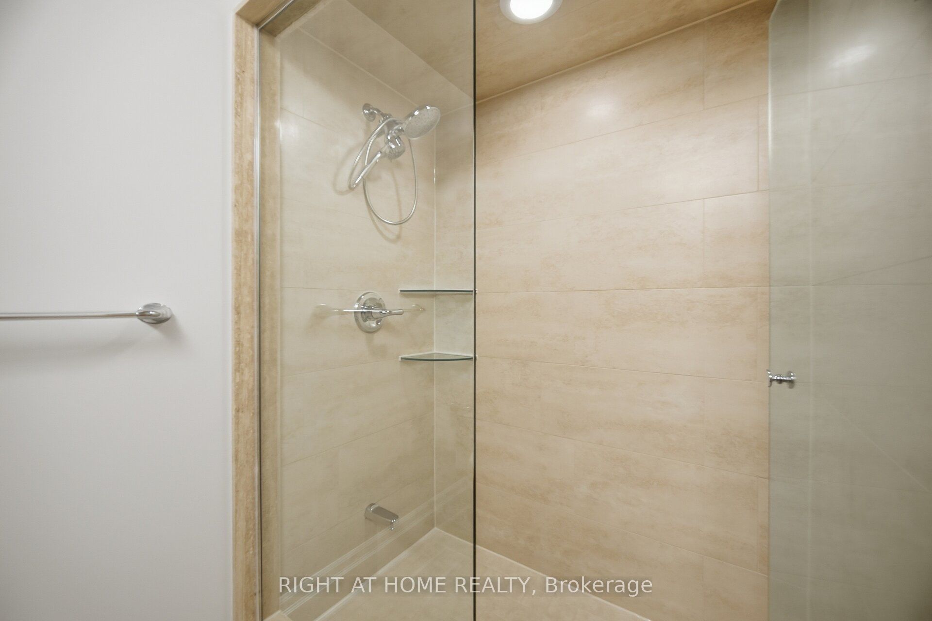 2122 Law Hill Gate Property Photo 38