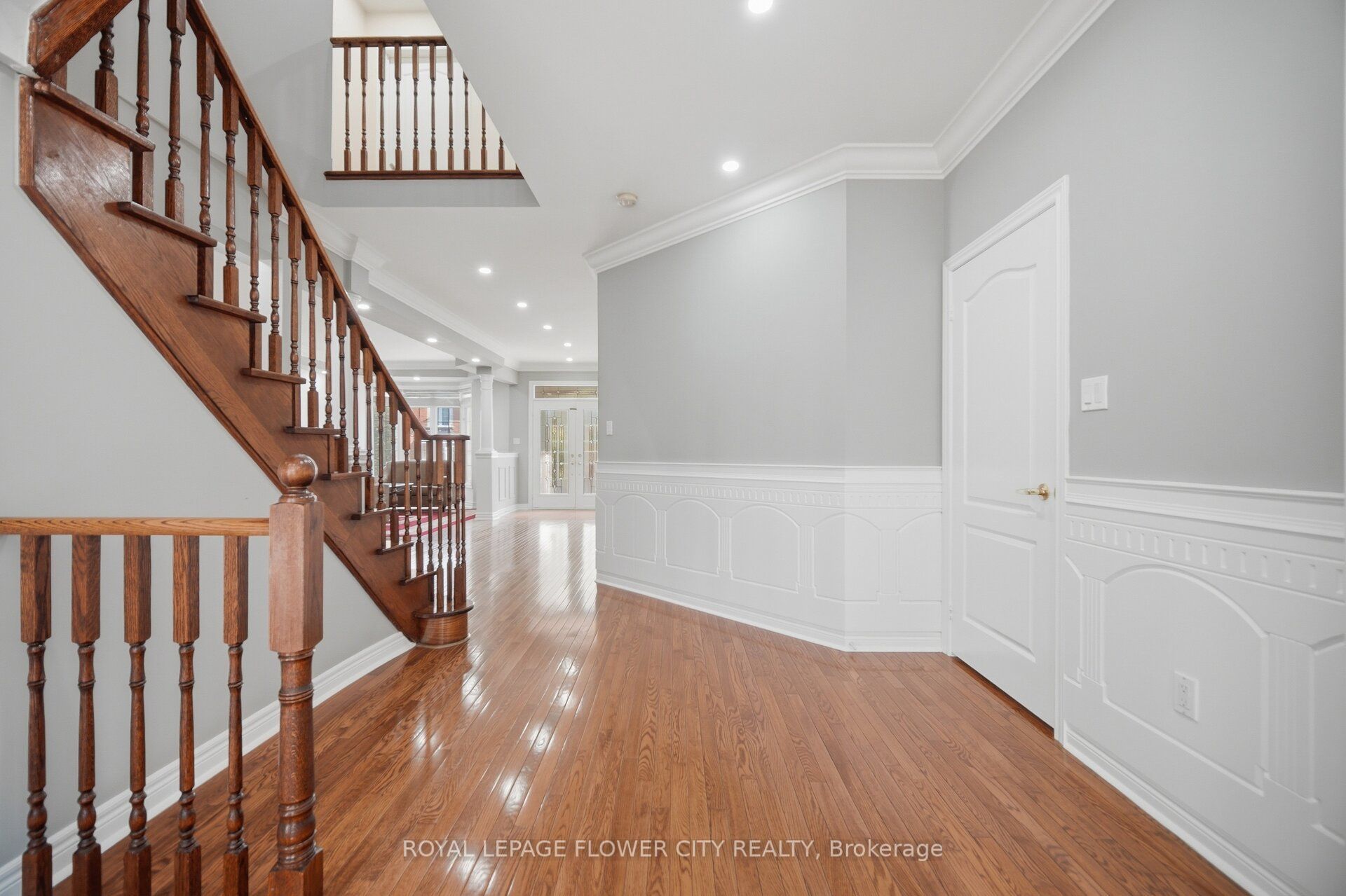 4 Castle Mountain Drive Property Photo 9