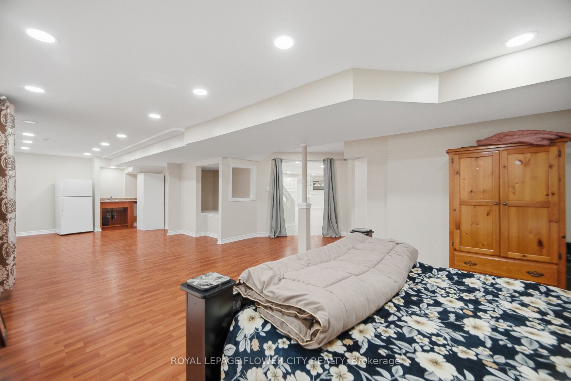 4 Castle Mountain Drive Property Photo 38