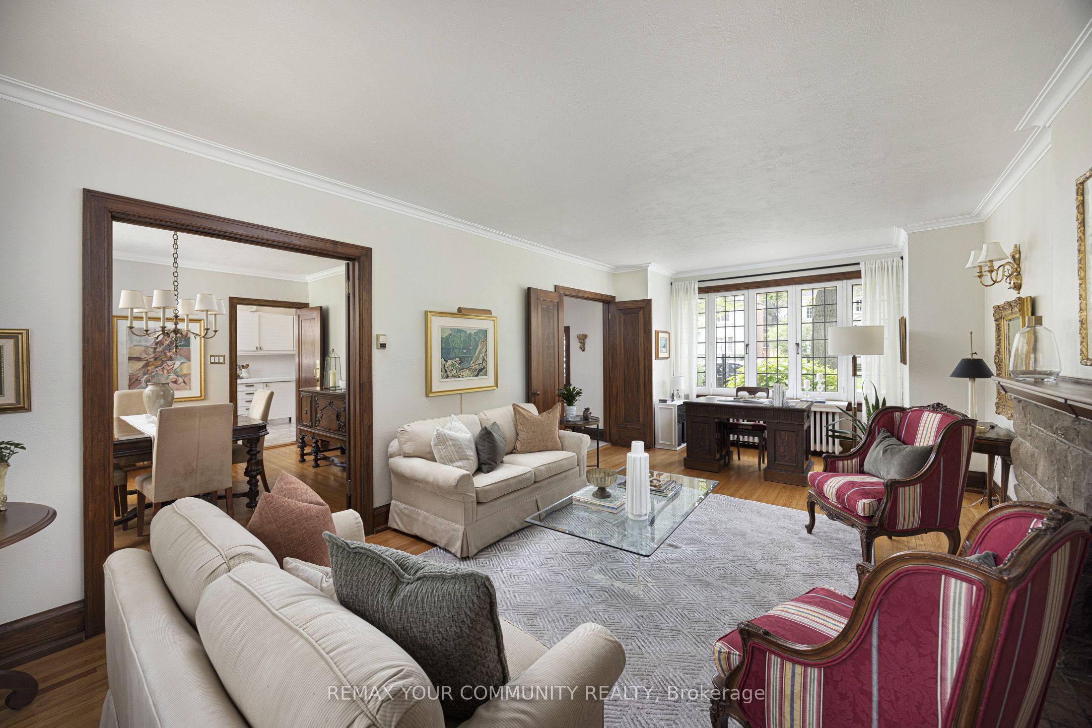 22 Belvedere Boulevard Property Photo 2