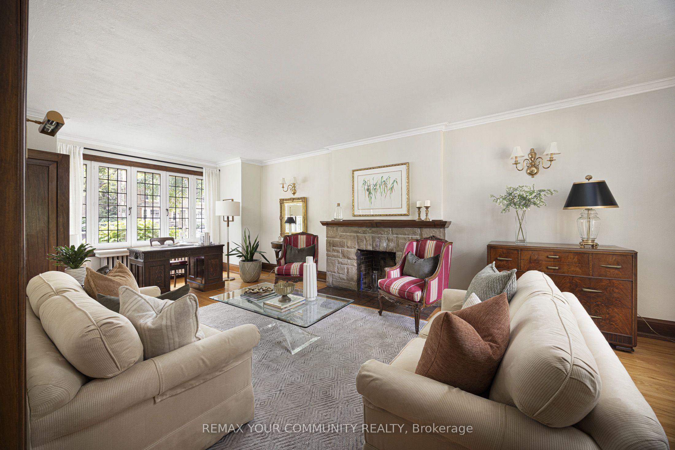 22 Belvedere Boulevard Property Photo 5
