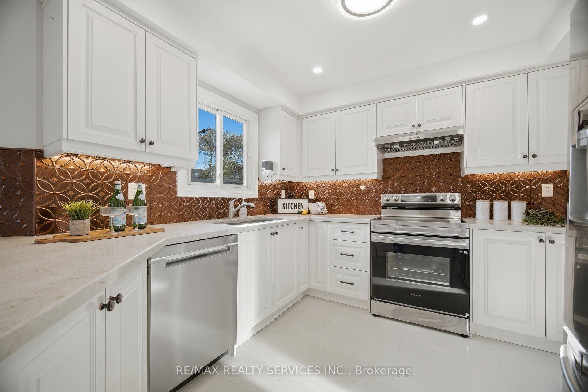 28 Corkett Drive Property Photo 11