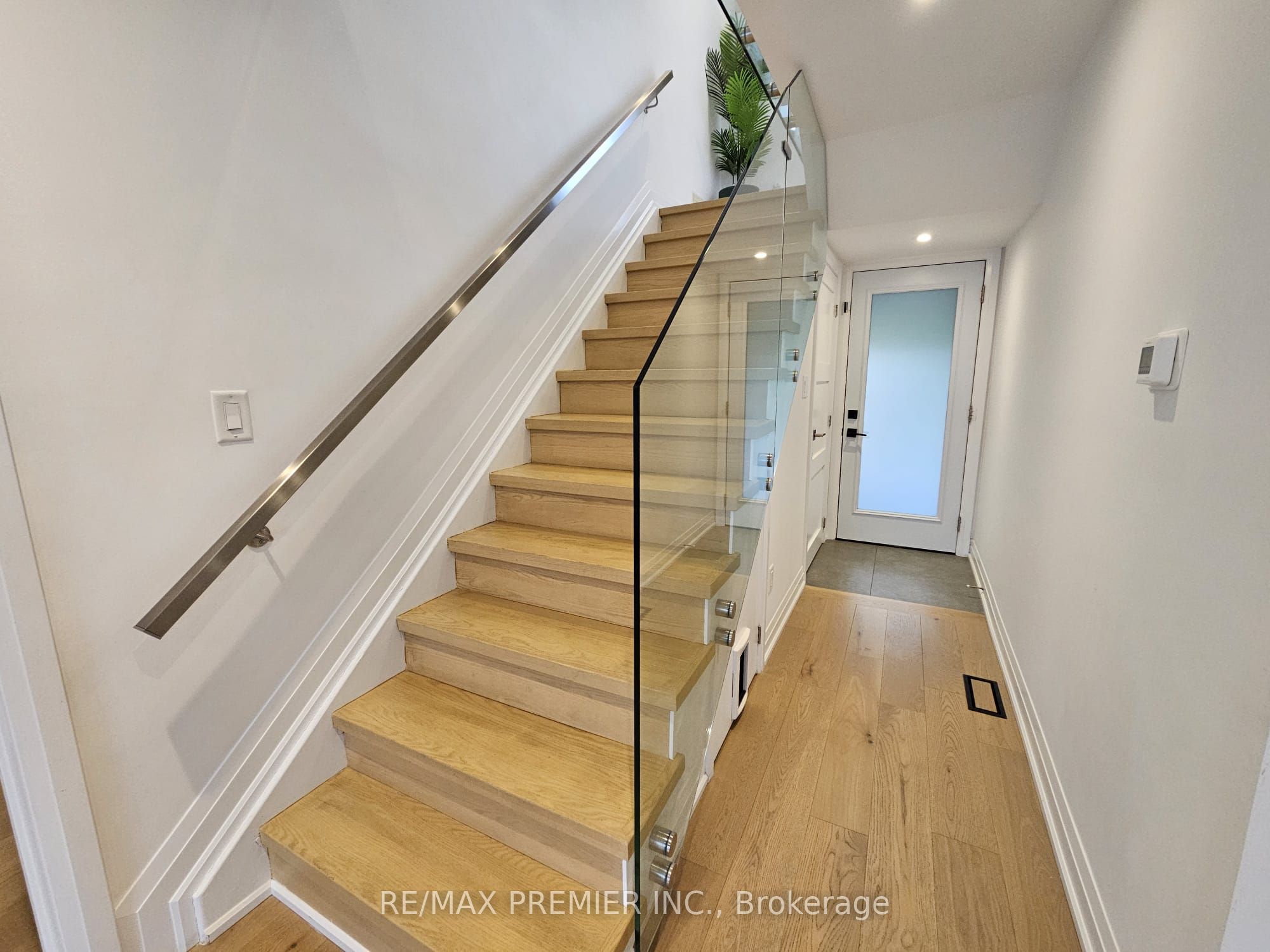 11 Edison Circle Property Photo 13
