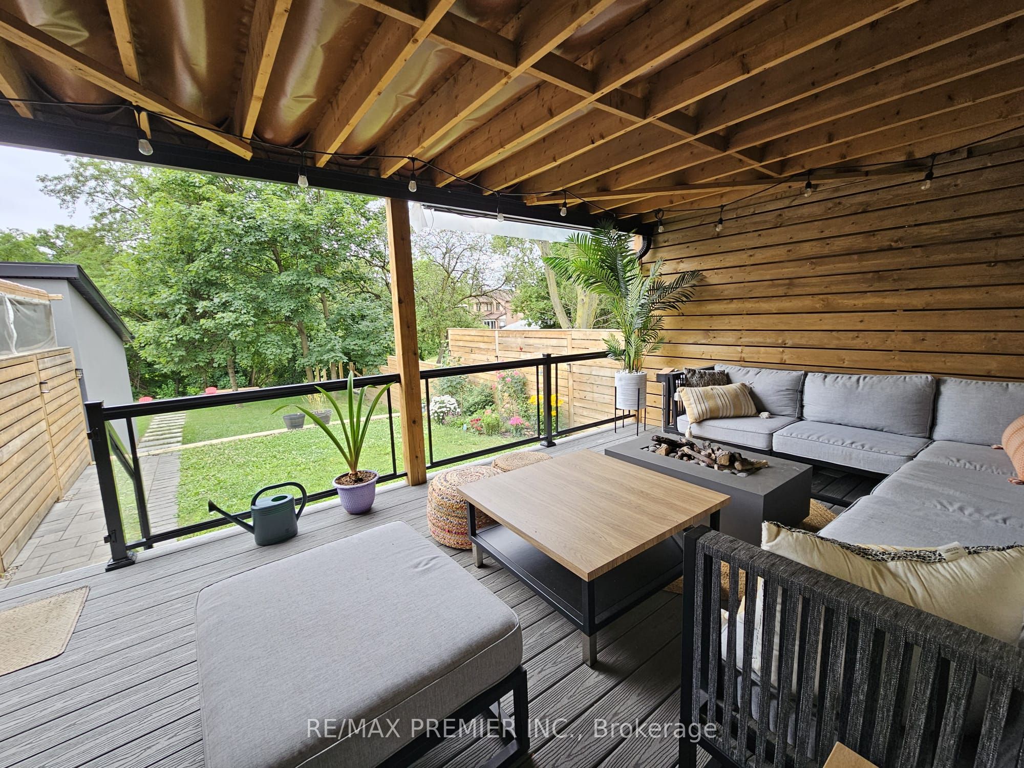 11 Edison Circle Property Photo 27