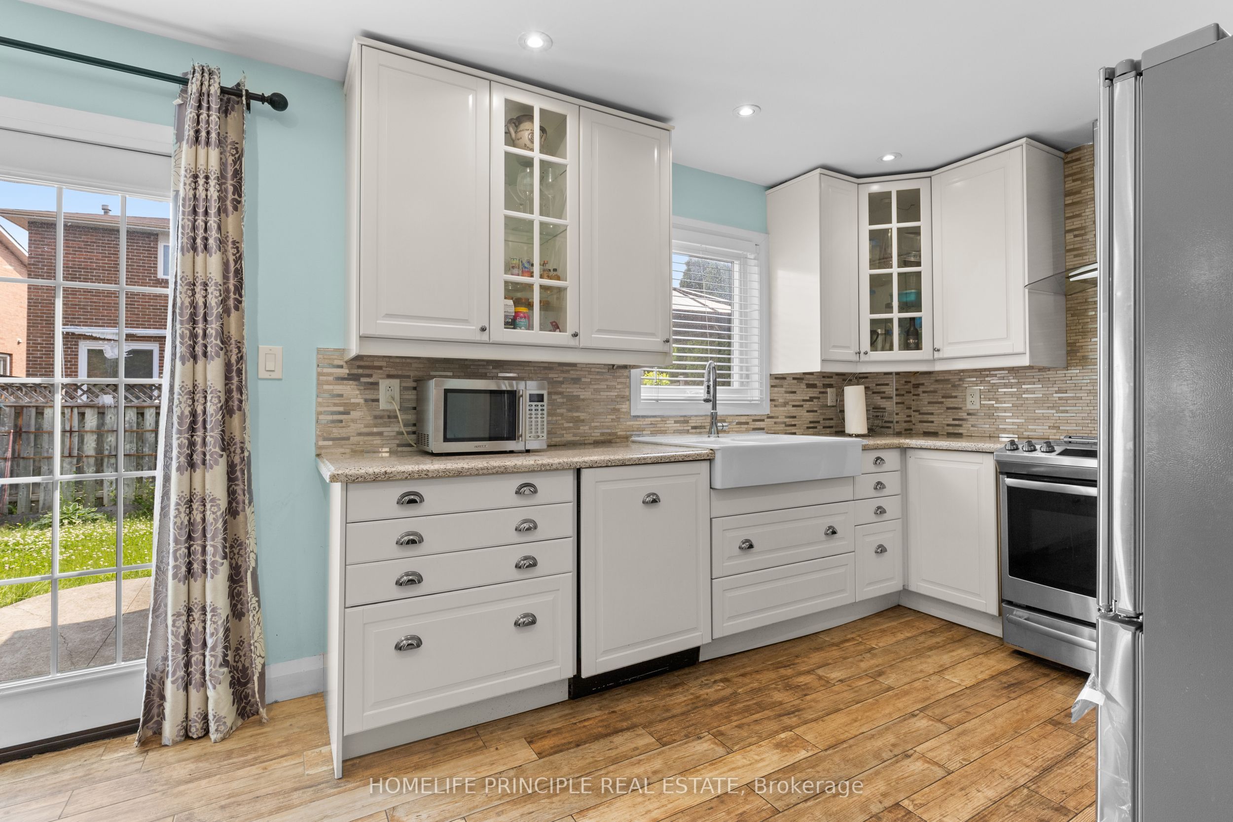33 Muskoka Street Property Photo 8