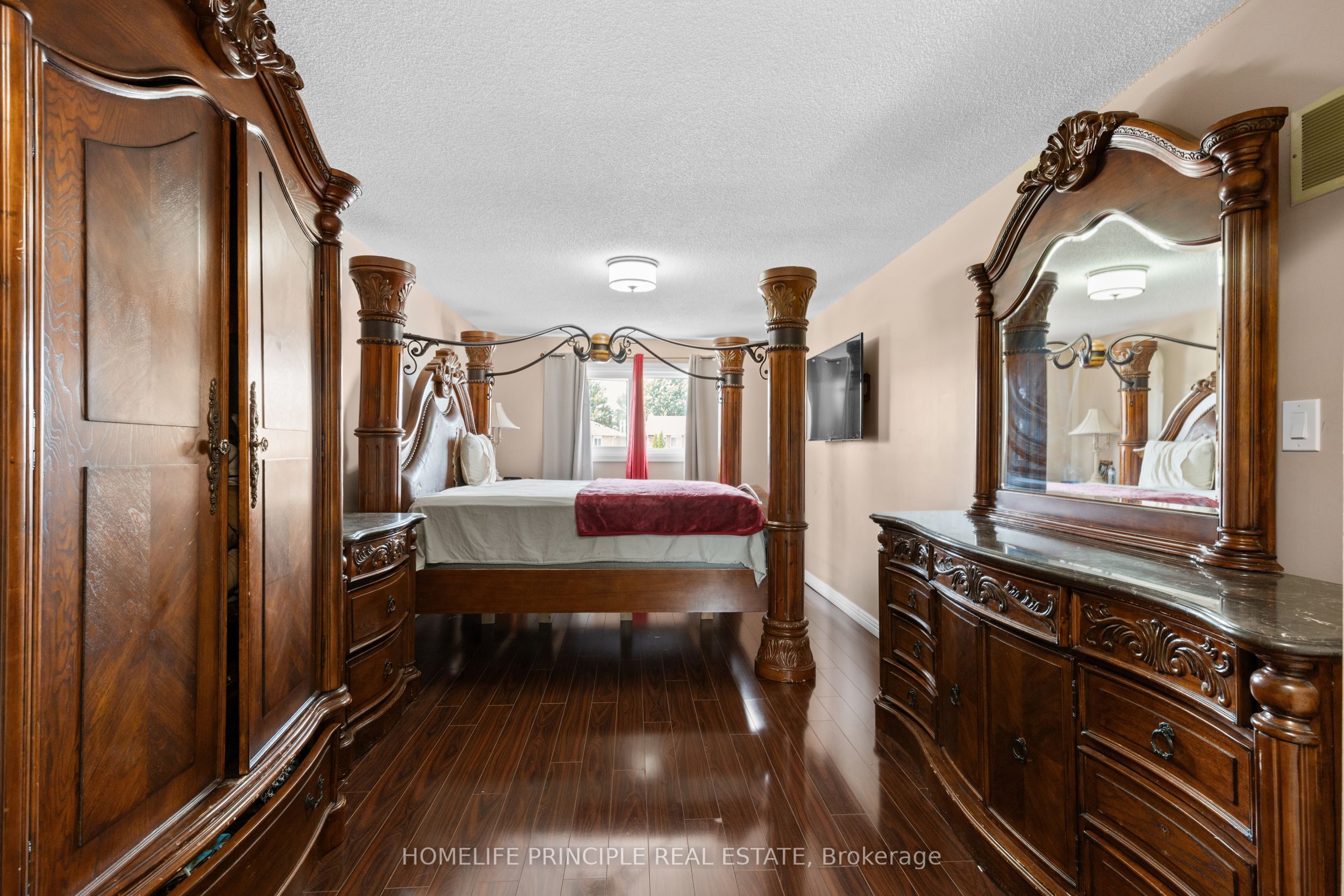 33 Muskoka Street Property Photo 28