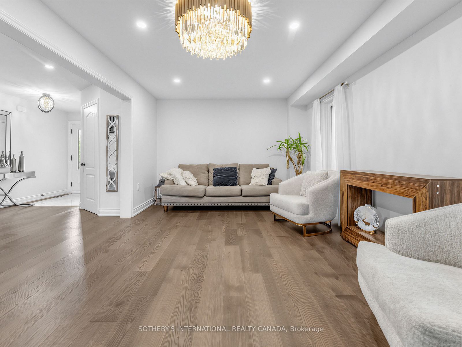 668 Driftcurrent Drive Property Photo 10