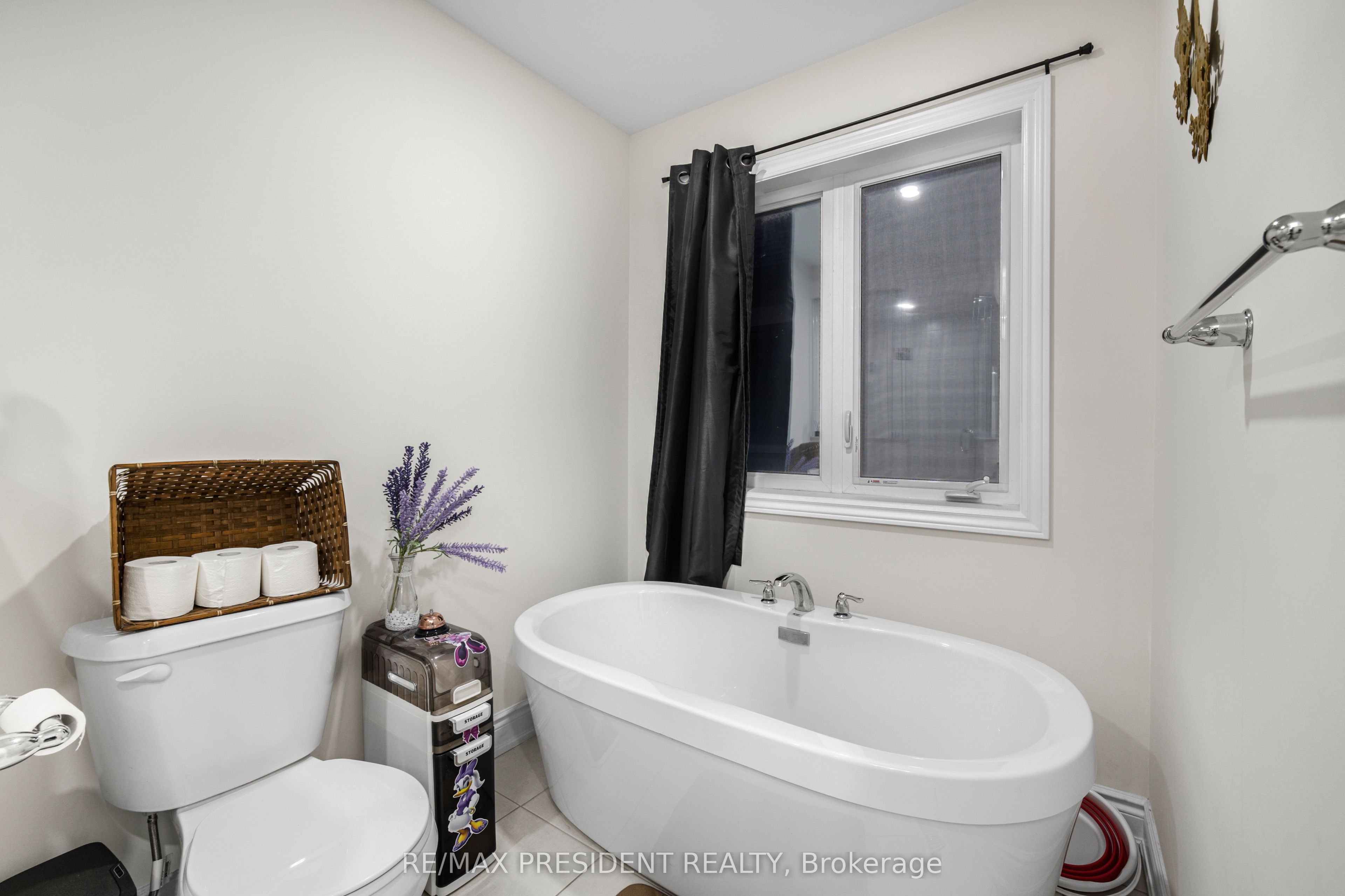 3377 Sixth Line Property Photo 17