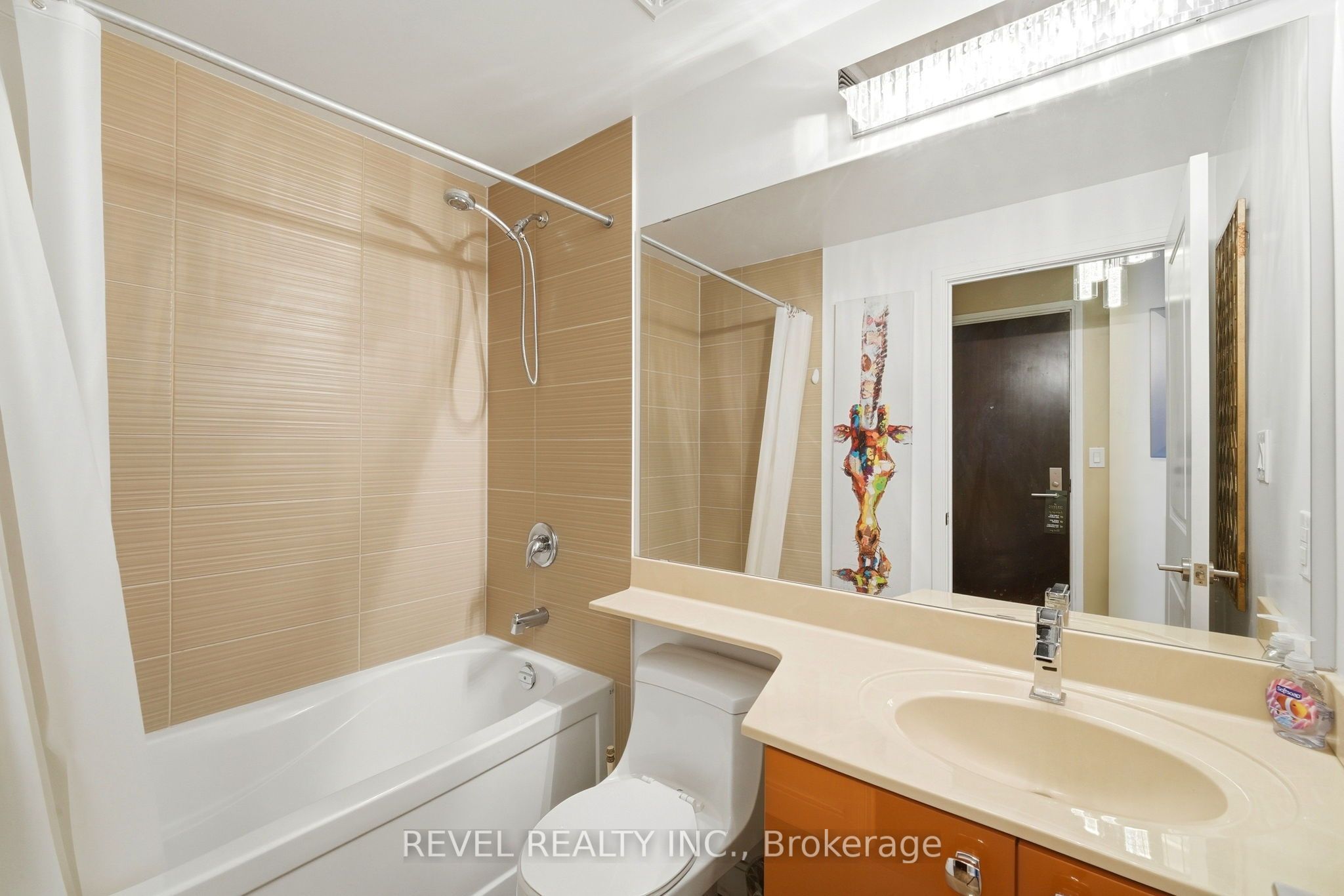 50 Absolute Avenue E 3704 Property Photo 8