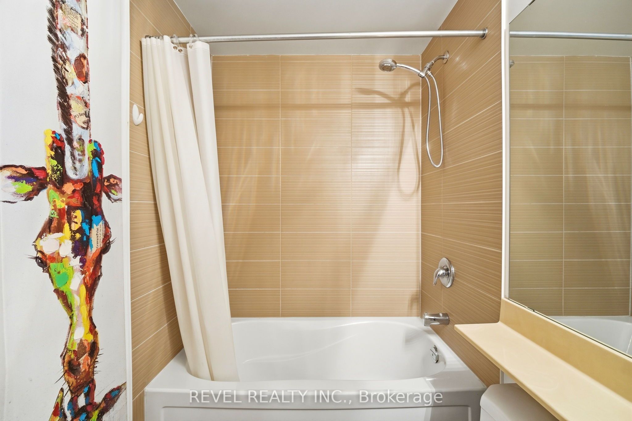50 Absolute Avenue E 3704 Property Photo 9