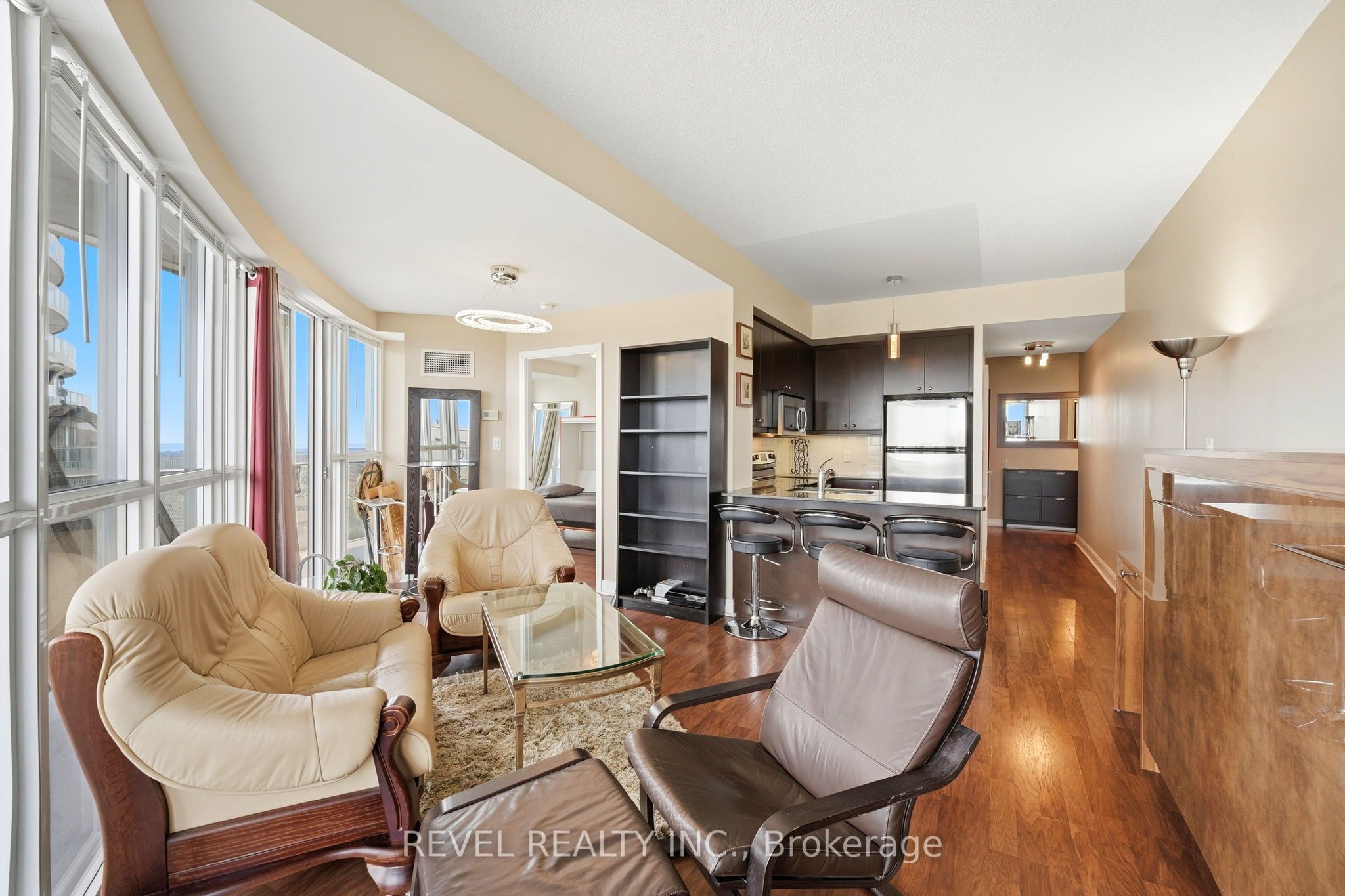 50 Absolute Avenue E 3704 Property Photo 13