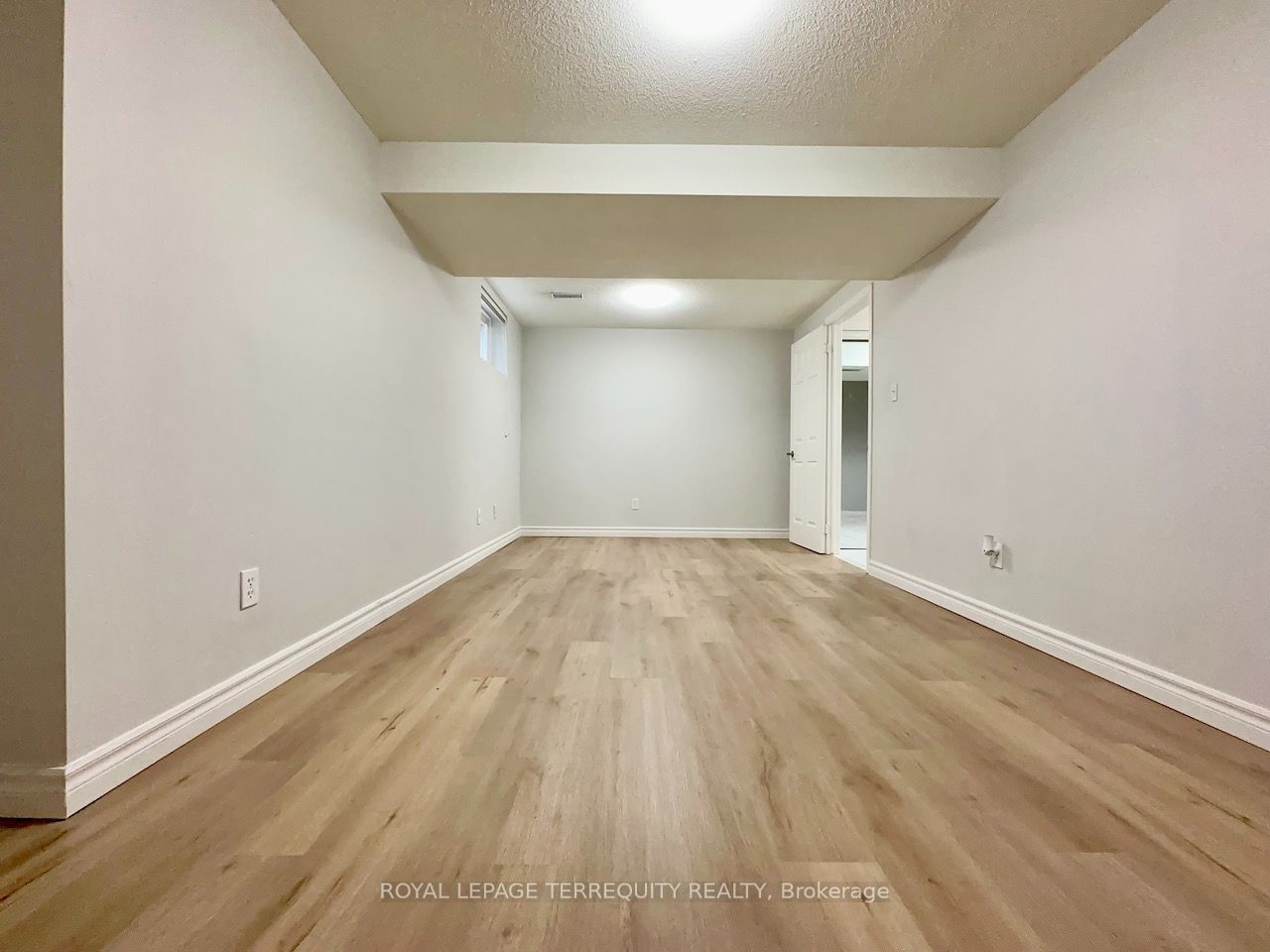 13 Milford Crescent Lower Level Property Photo 3