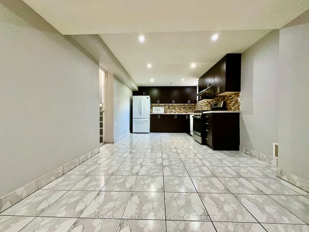 13 Milford Crescent Lower Level Property Photo 10