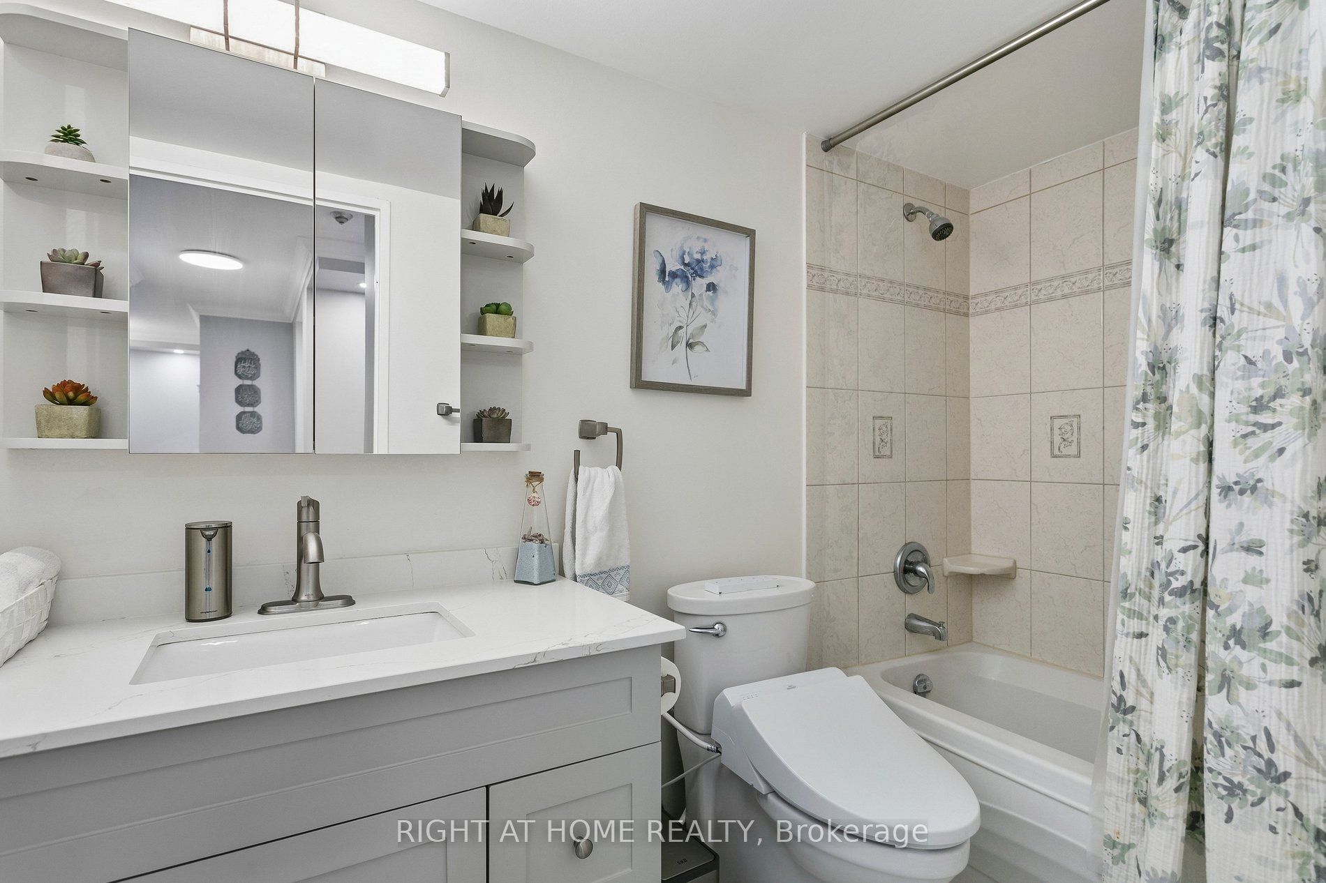 550 Webb Drive 612 Property Photo 32