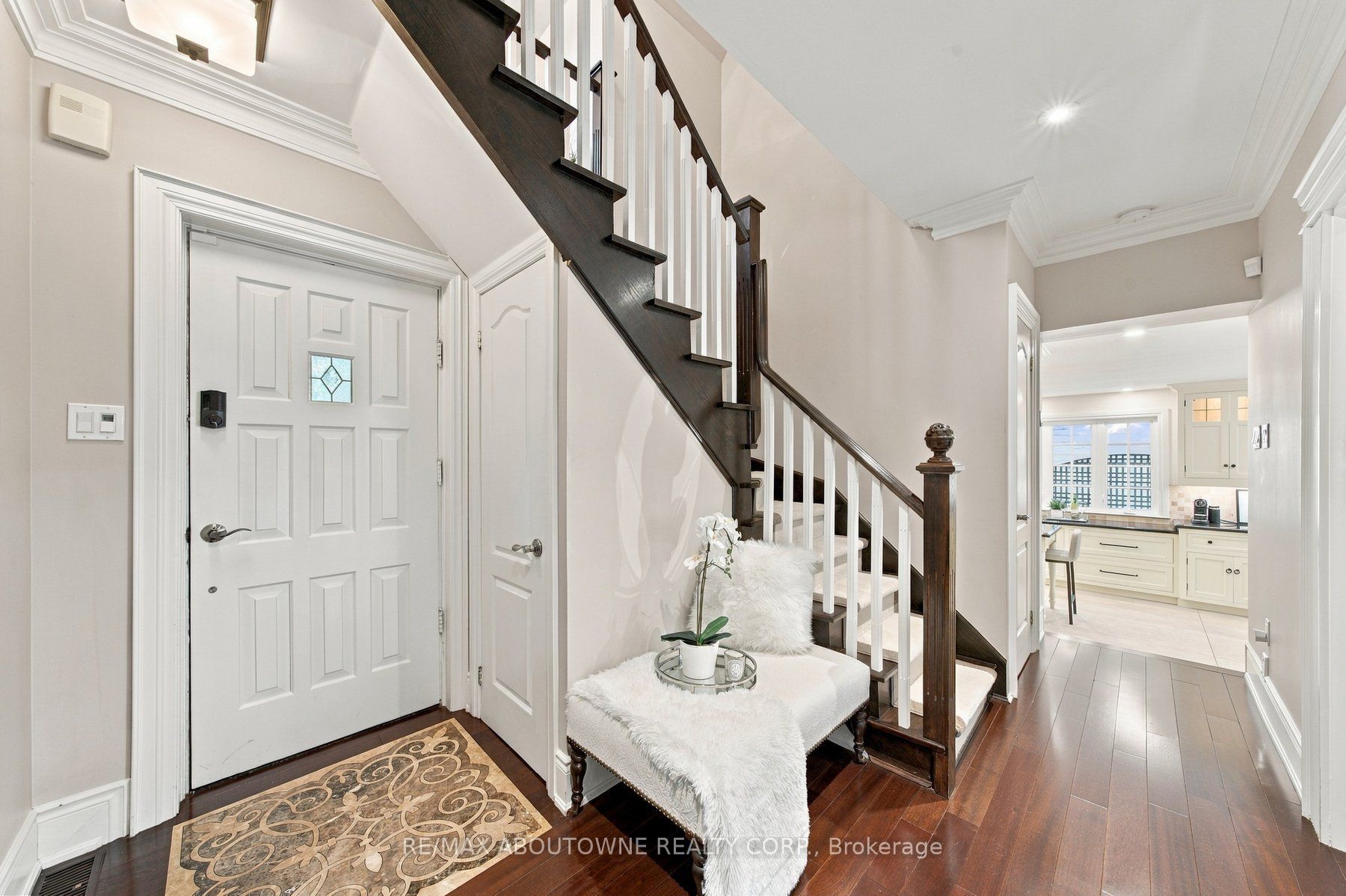 426 Trafalgar Road Property Photo 3