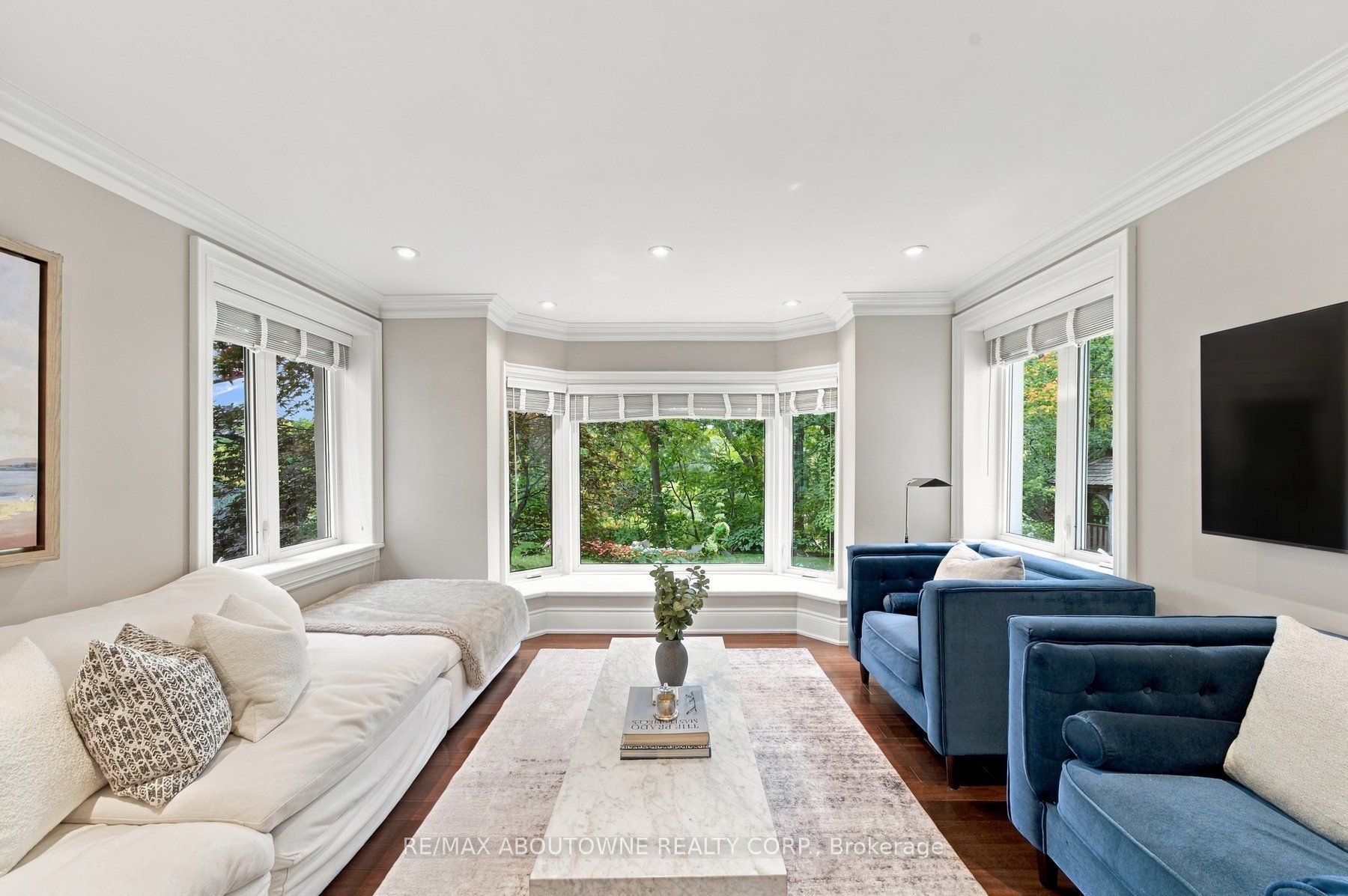 426 Trafalgar Road Property Photo 16