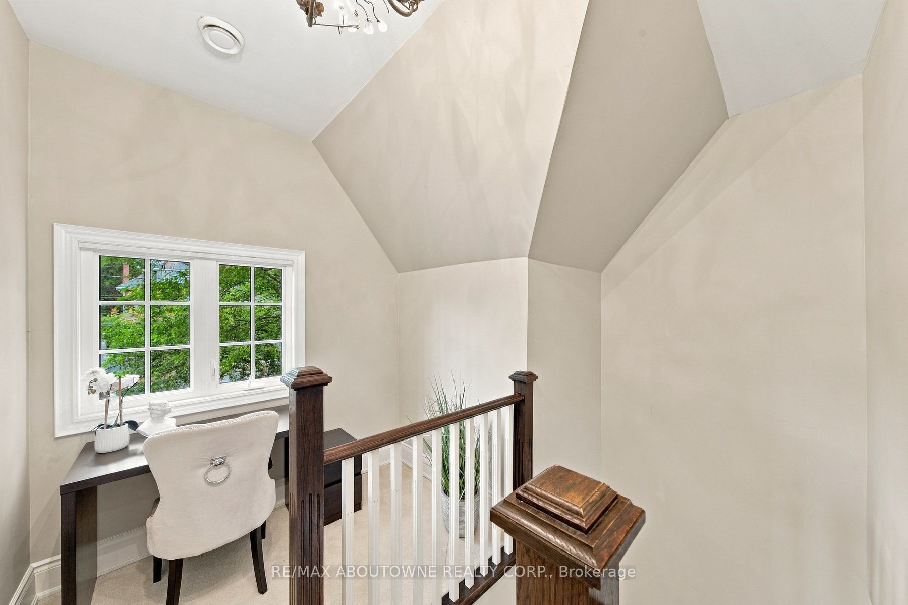 426 Trafalgar Road Property Photo 20
