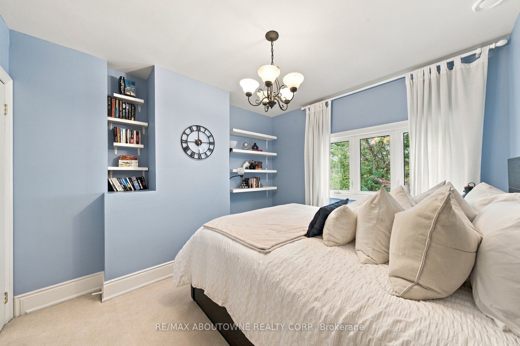 426 Trafalgar Road Property Photo 22