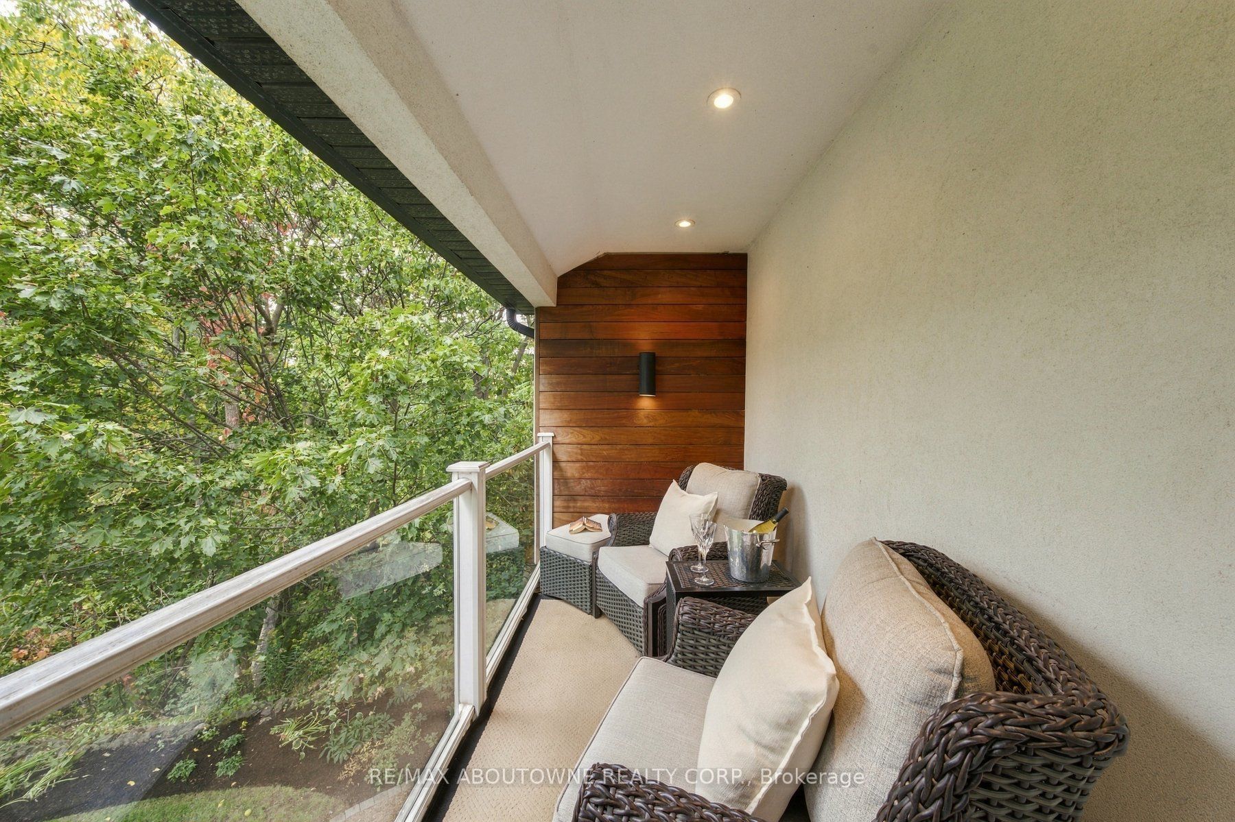 426 Trafalgar Road Property Photo 33