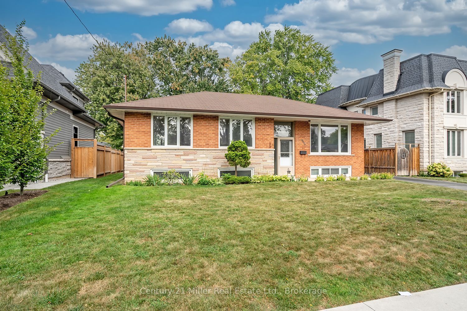 1135 Bridge Road Property Photo 3