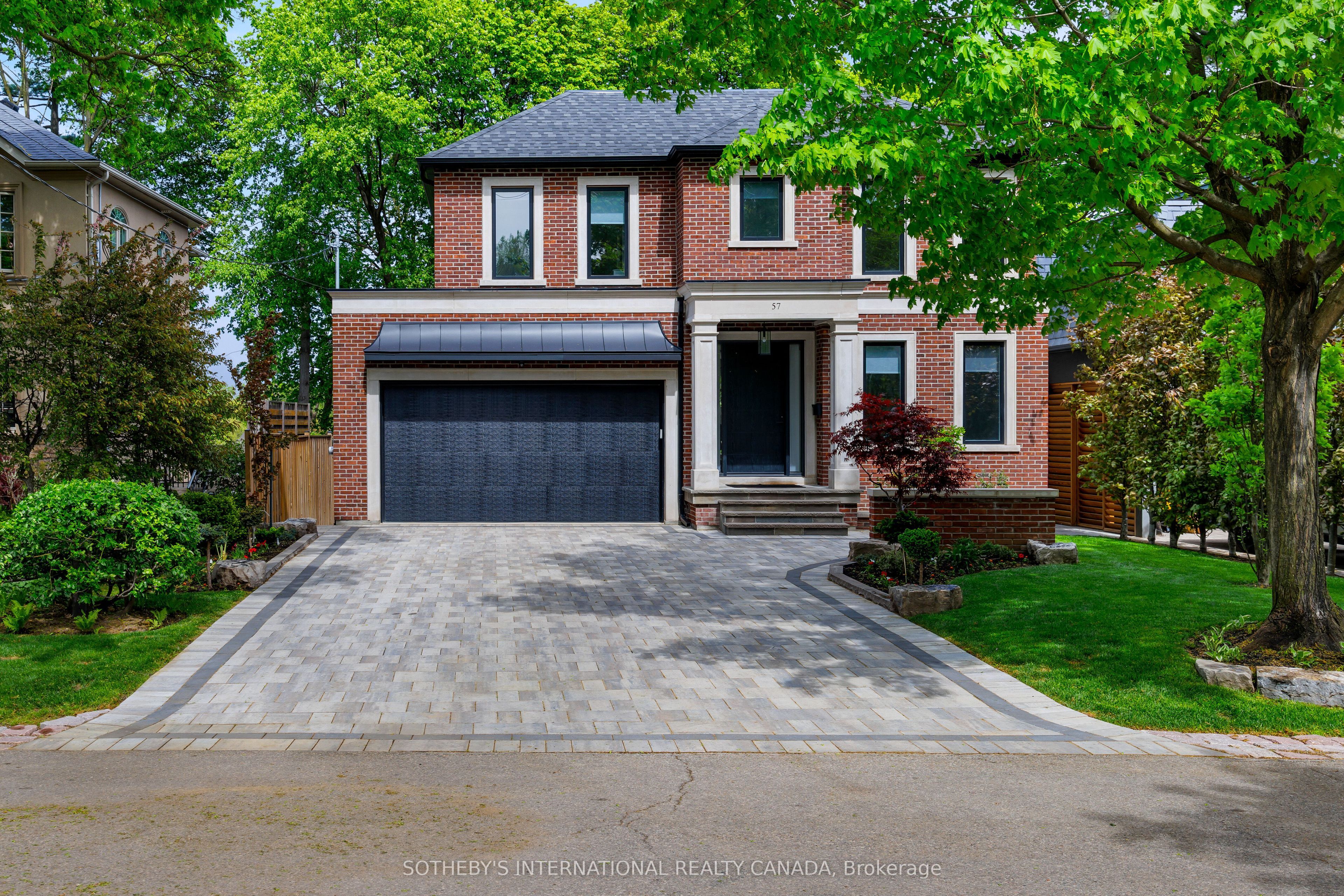 57 Burnhamthorpe Park Boulevard Property Photo 1
