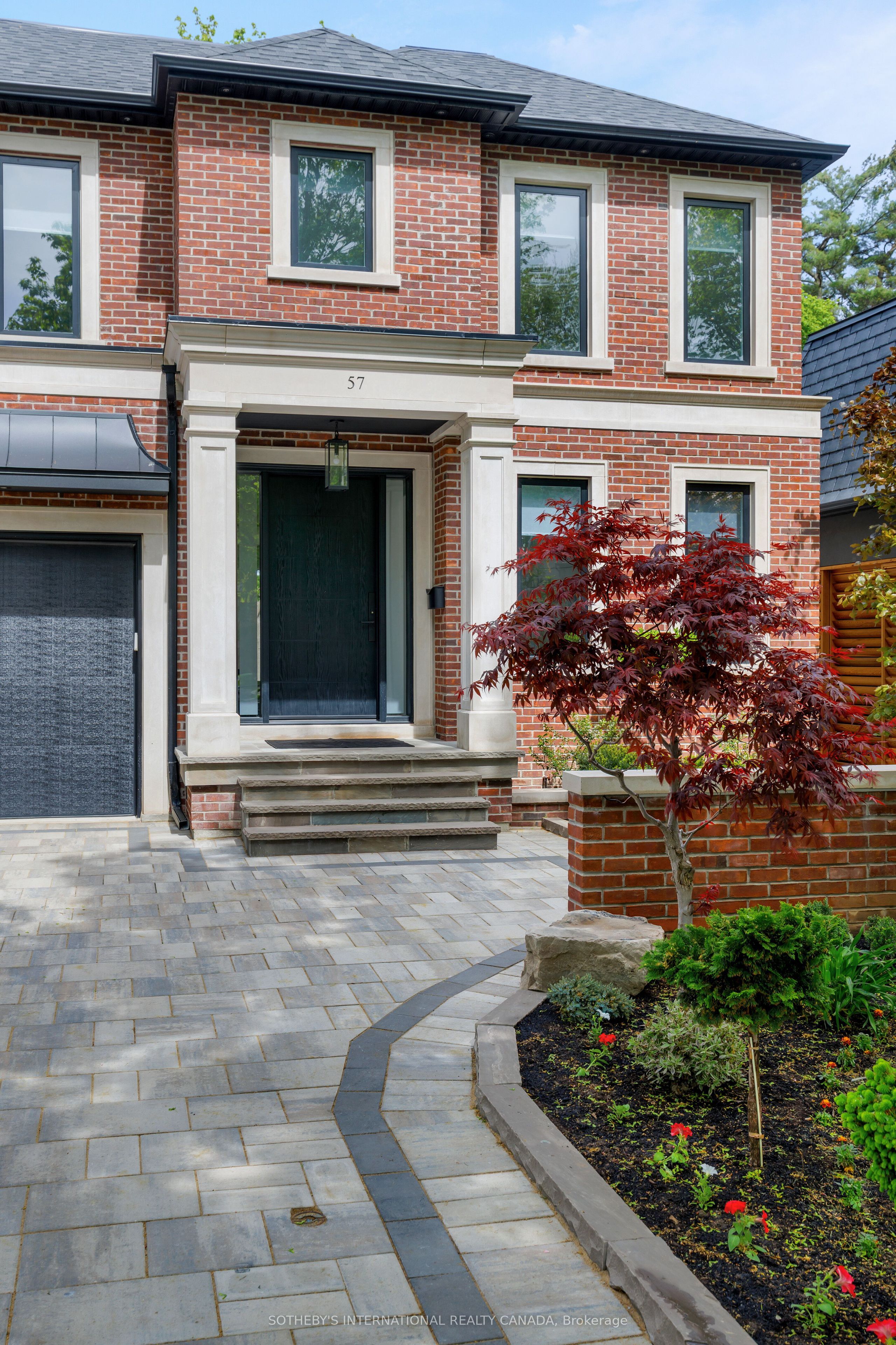57 Burnhamthorpe Park Boulevard Property Photo 3