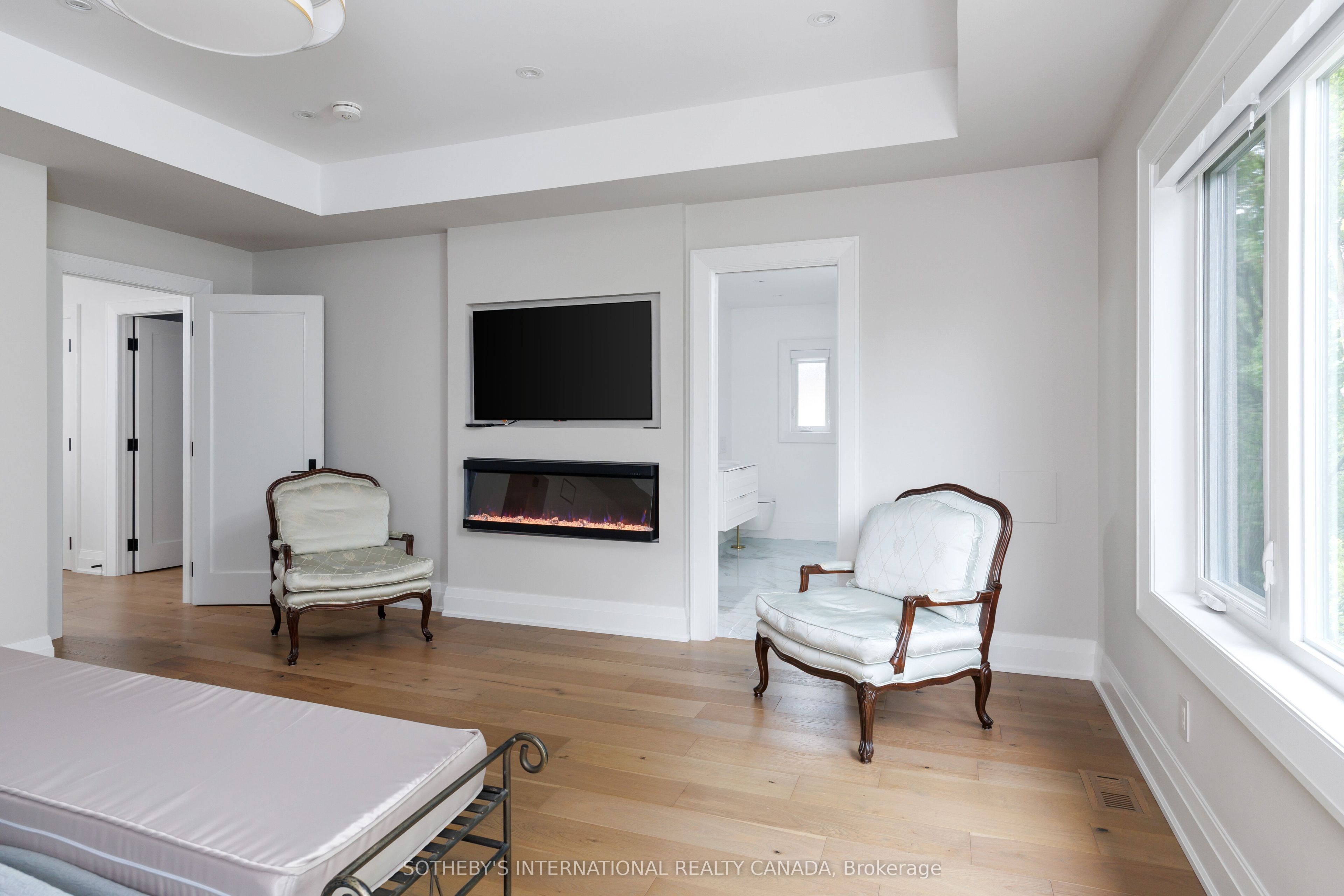 57 Burnhamthorpe Park Boulevard Property Photo 28
