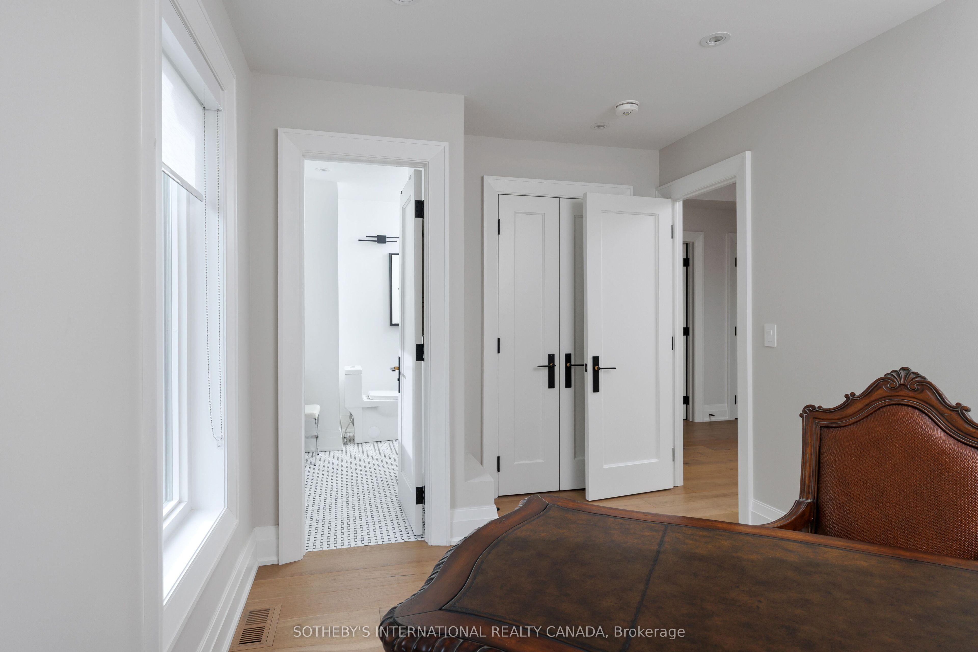 57 Burnhamthorpe Park Boulevard Property Photo 38