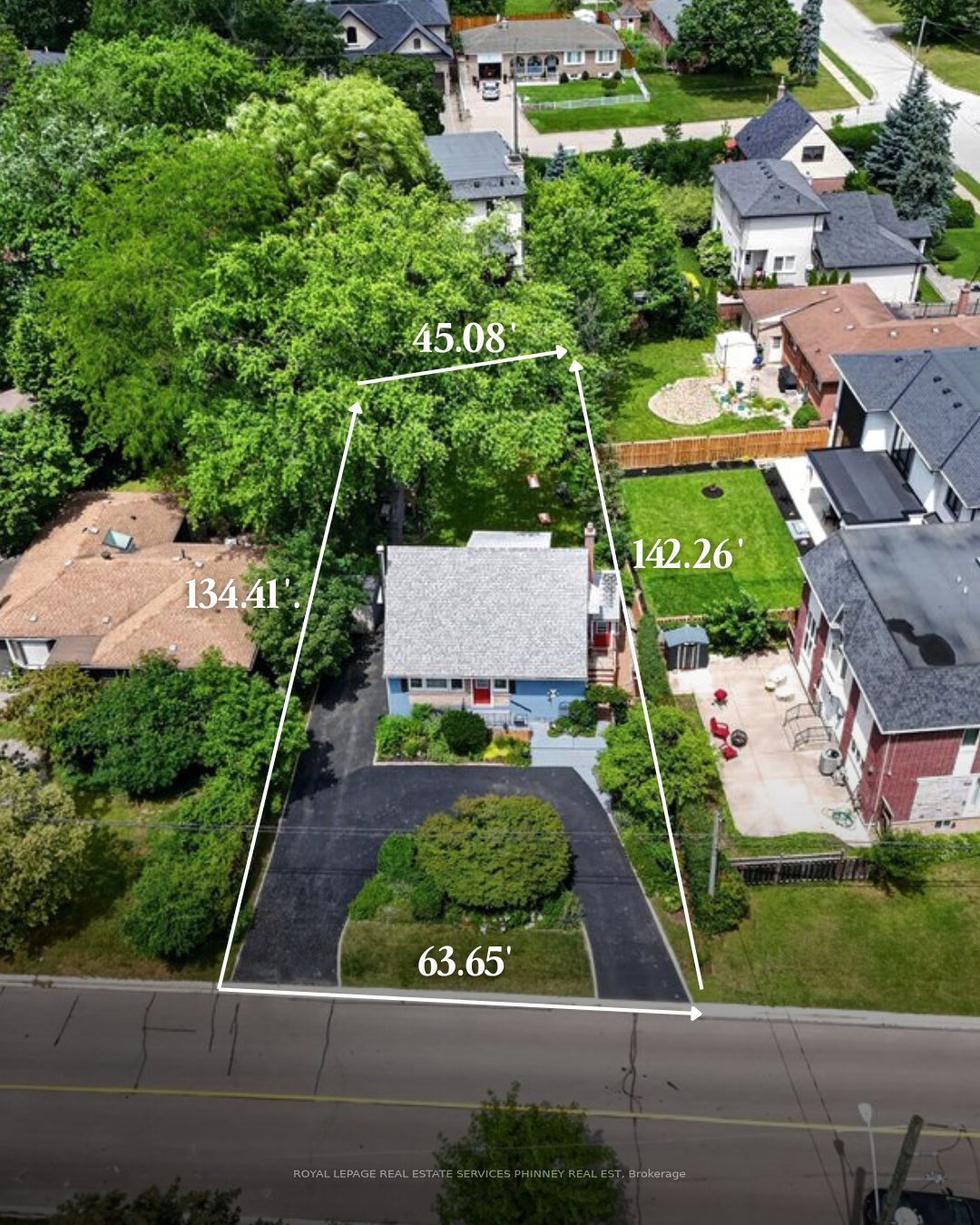 487 Wildwood Drive Property Photo 1