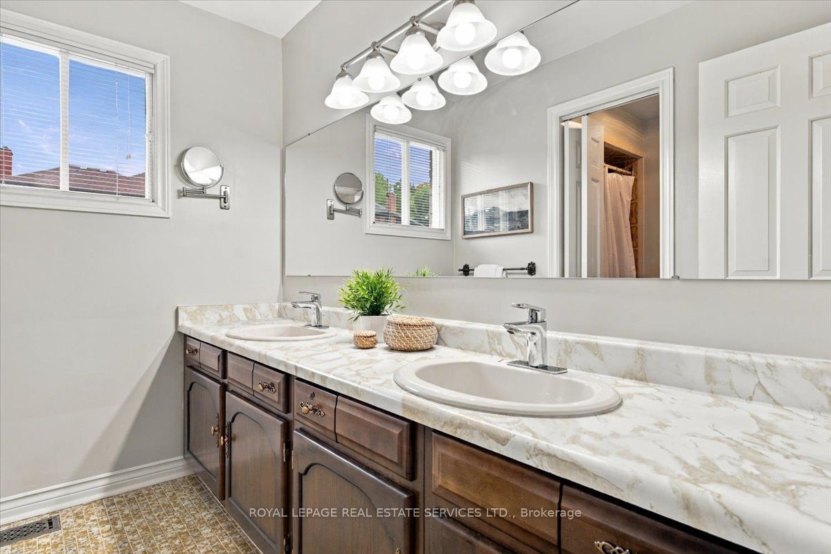 1309 Monmouth Drive Property Photo 18