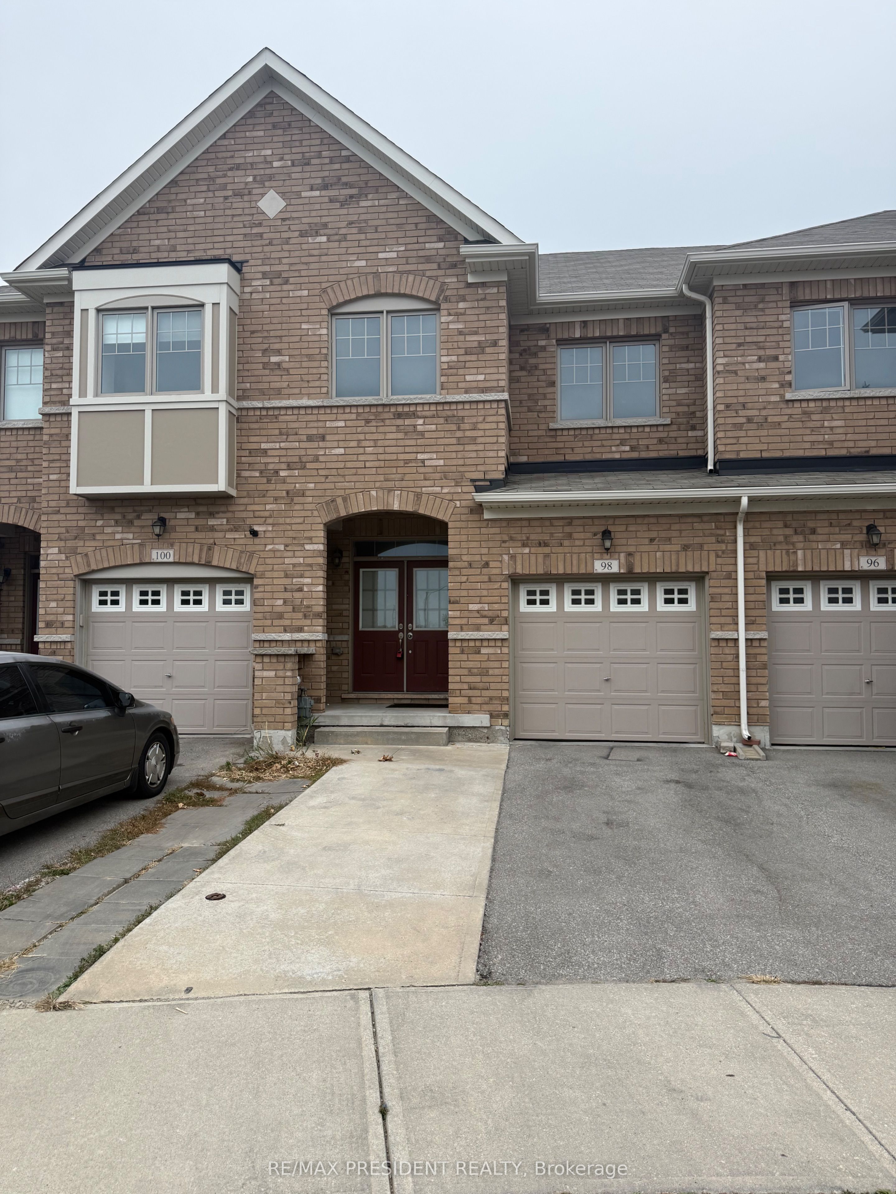 98 Davenfield Circle Property Photo 1
