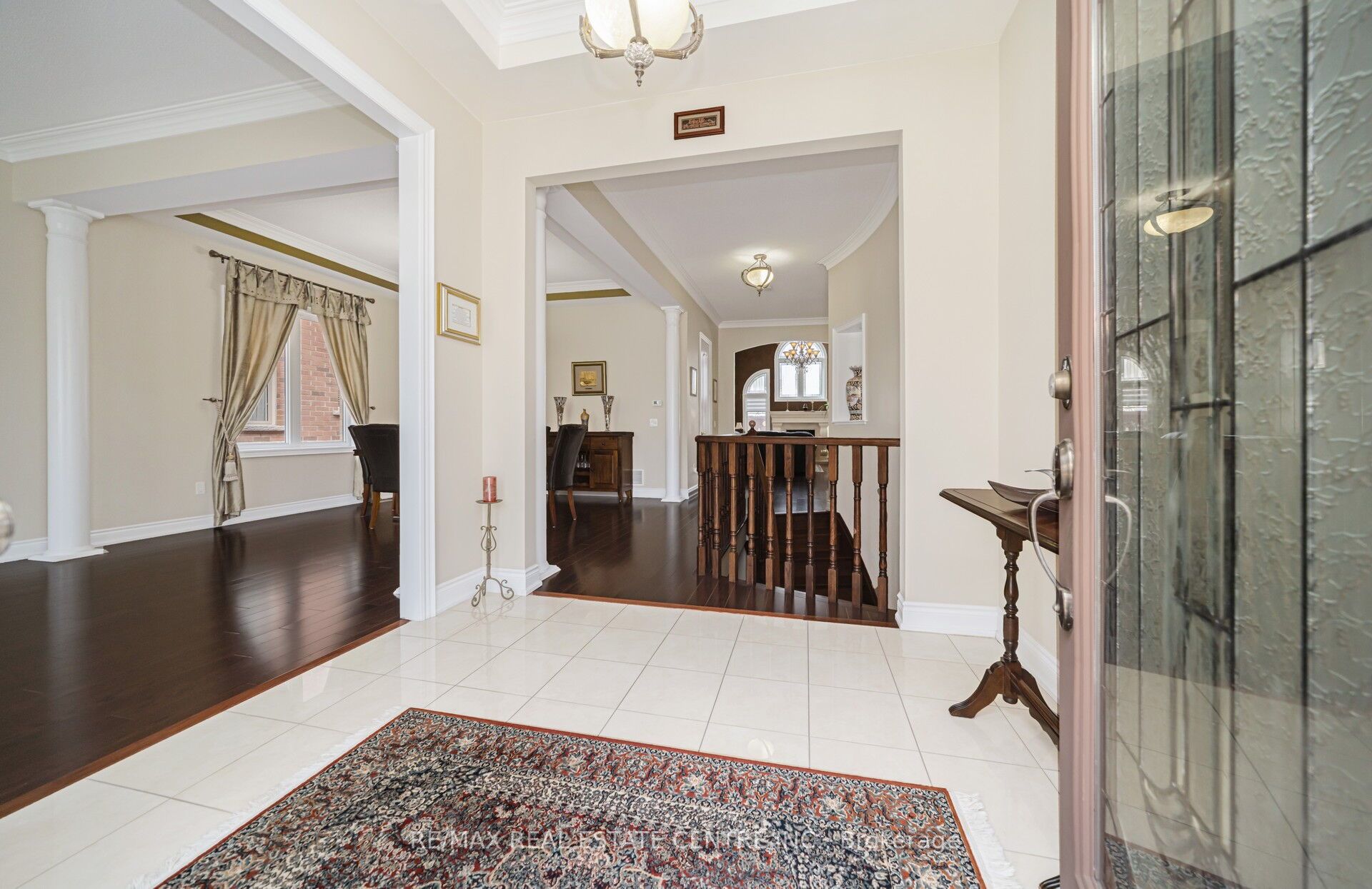 10 Eiffel Boulevard Property Photo 5