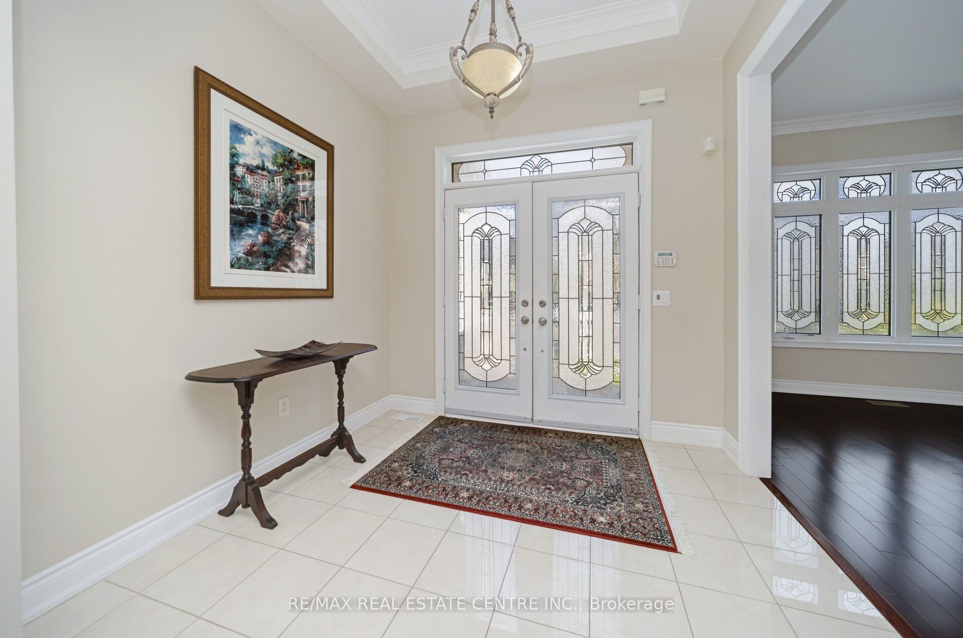10 Eiffel Boulevard Property Photo 6